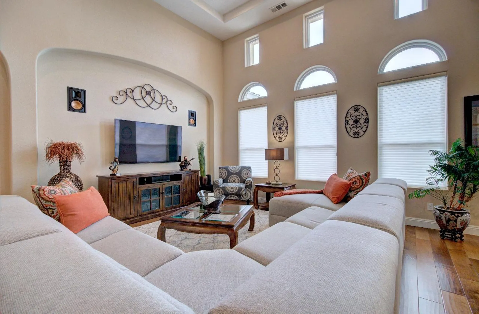 Property Slideshow image 16 of 49 | 1657 gamay ln, Brentwood, CA, 94513