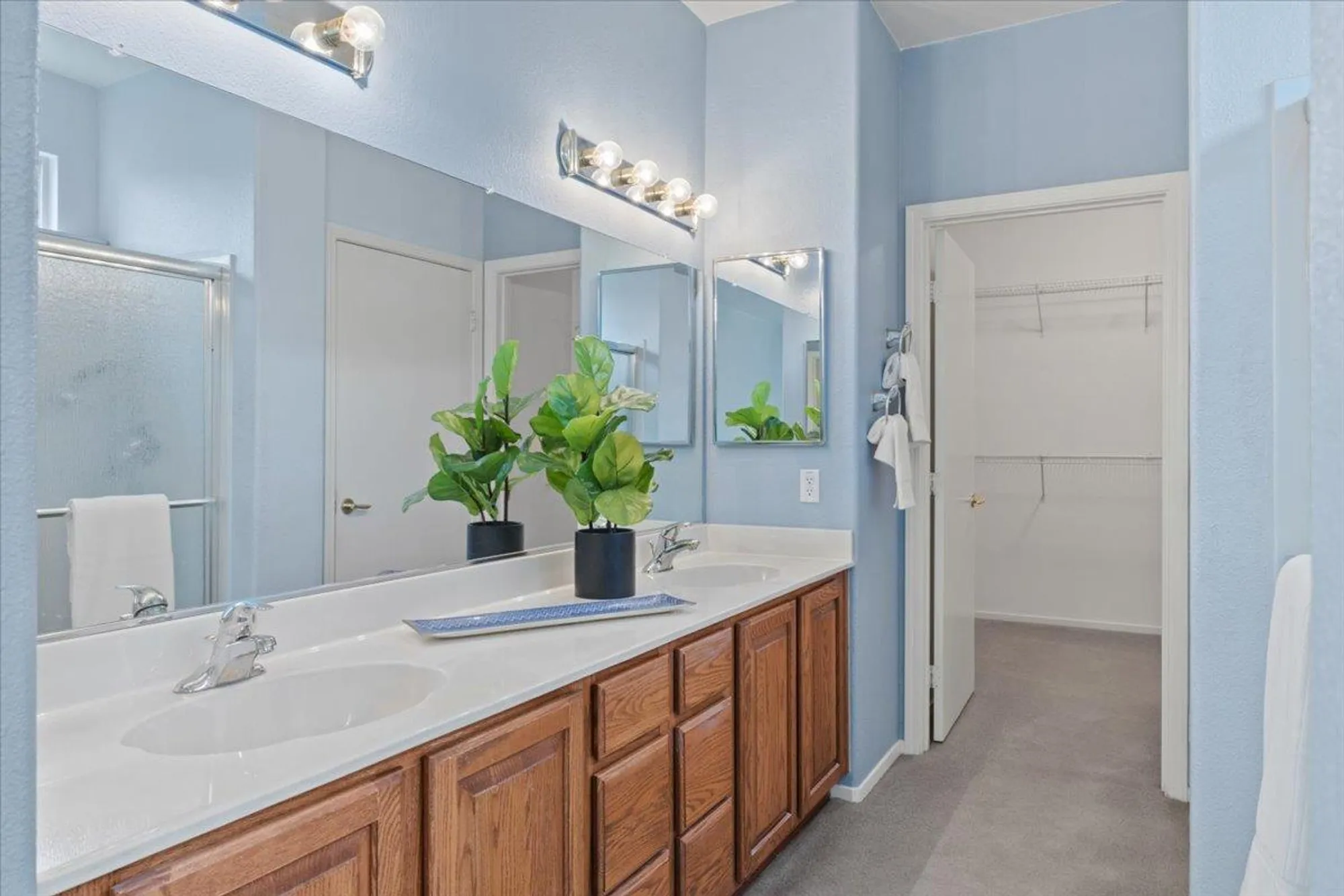 Property Slideshow image 20 of 31 | 851 rocky ridge ln, Lincoln, CA, 95648