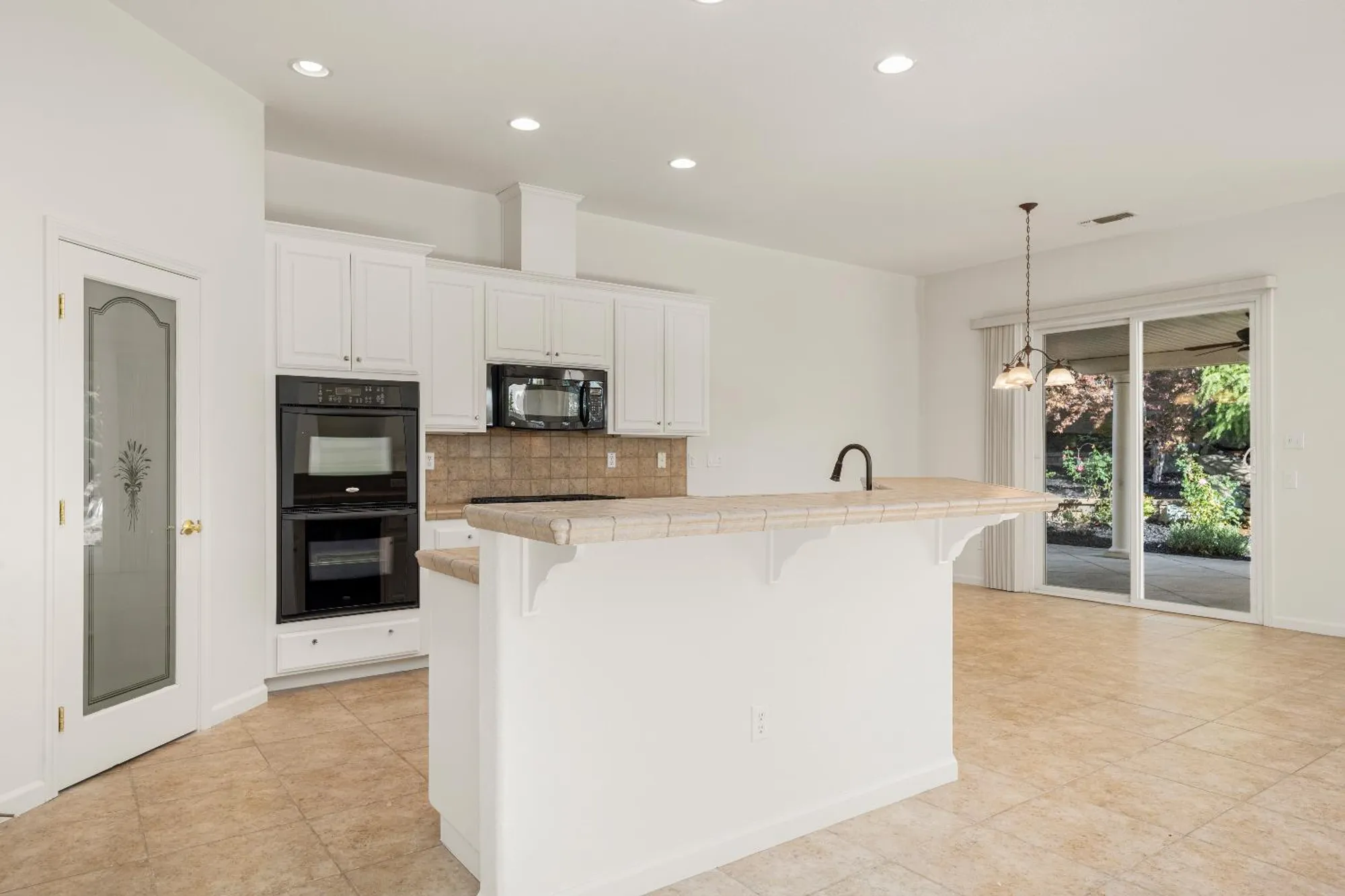 Property Slideshow image 15 of 54 | 4663 monte mar dr, El Dorado Hills, CA, 95762