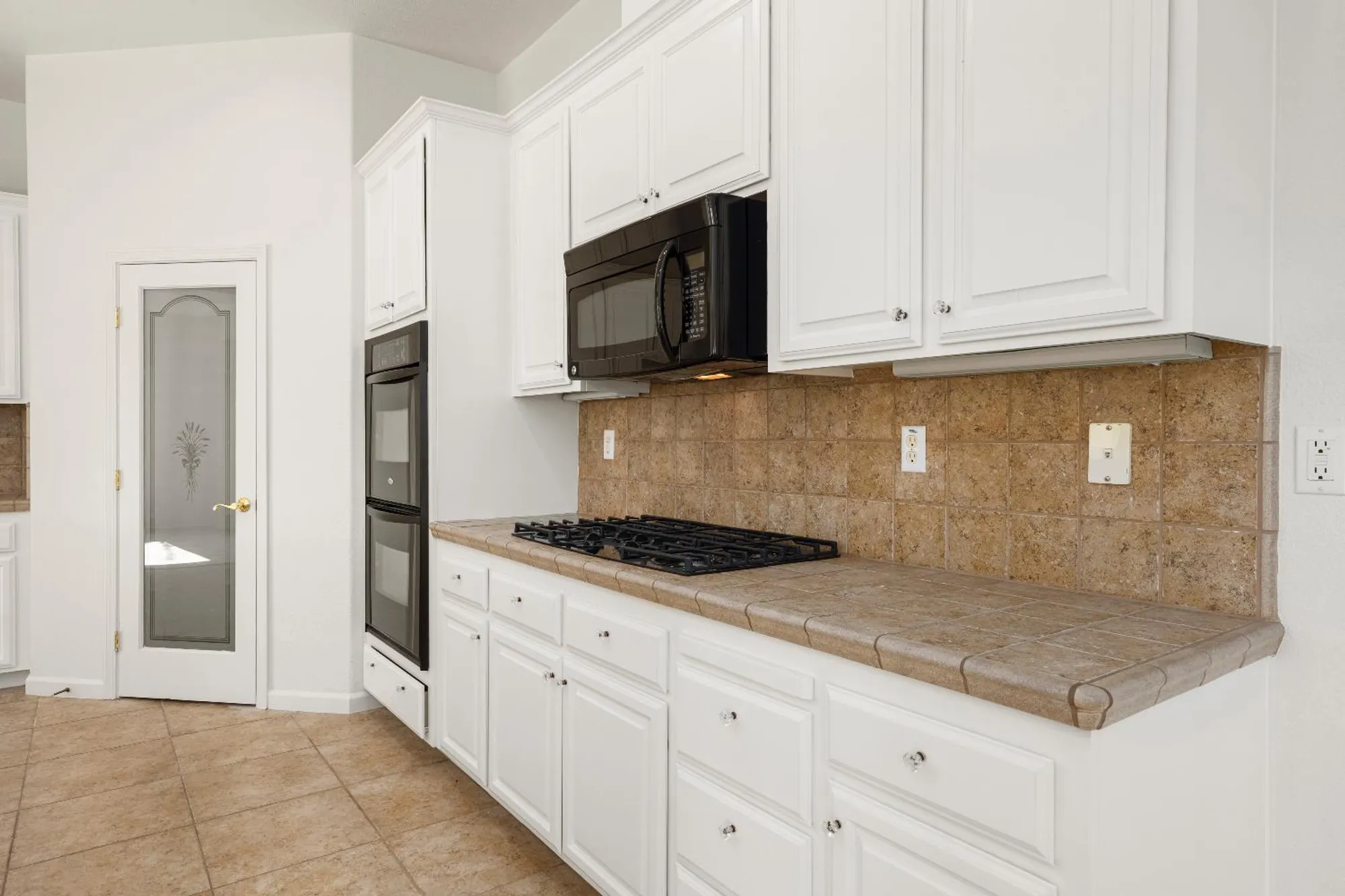 Property Slideshow image 18 of 54 | 4663 monte mar dr, El Dorado Hills, CA, 95762