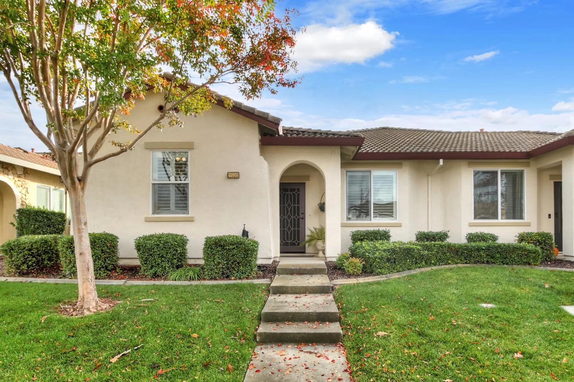 Property Slideshow image 1 of 38 | 2383 cotterdale aly, Sacramento, CA, 95835