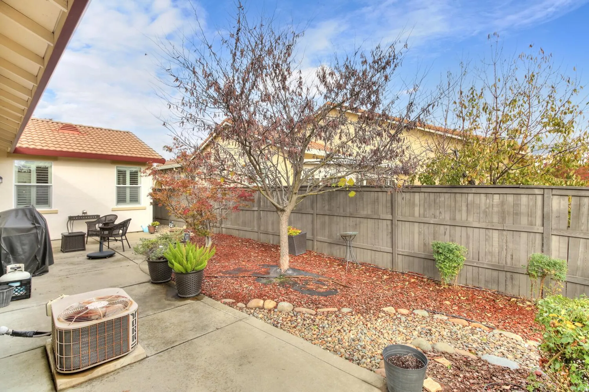 Property Slideshow image 31 of 38 | 2383 cotterdale aly, Sacramento, CA, 95835