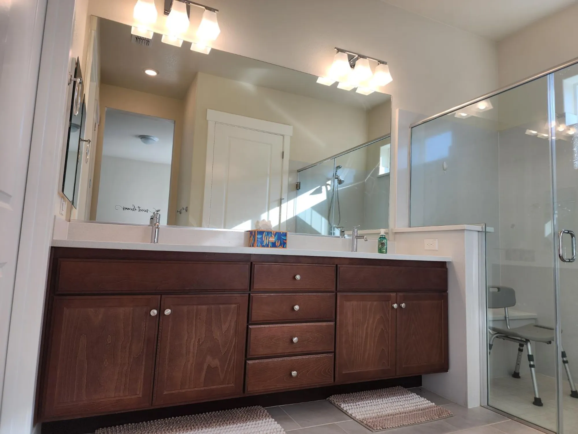 Property Slideshow image 8 of 14 | 1267 laurel dr, Manteca, CA, 95336