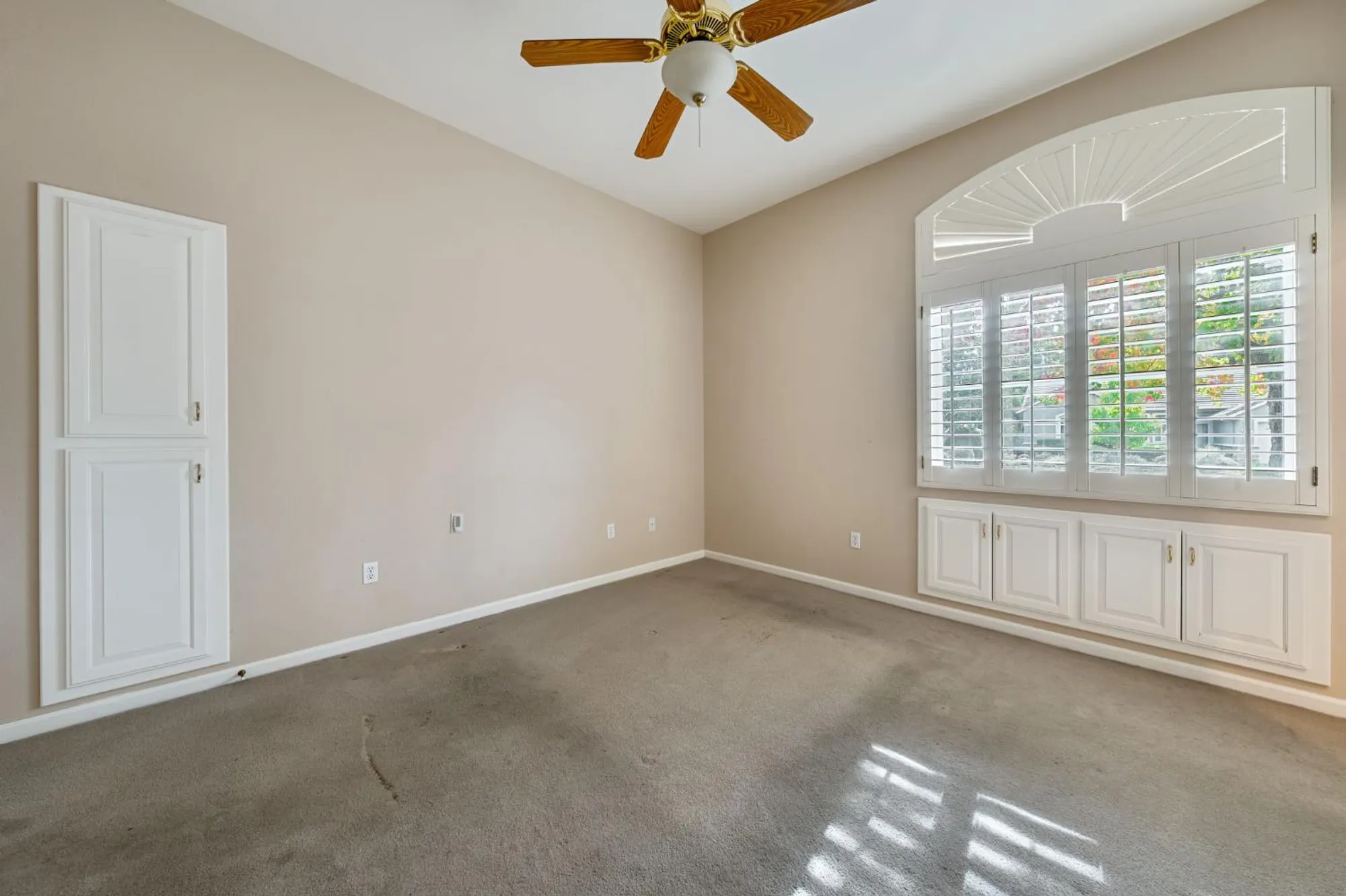 Property Slideshow image 35 of 84 | 325 station ct, Roseville, CA, 95747