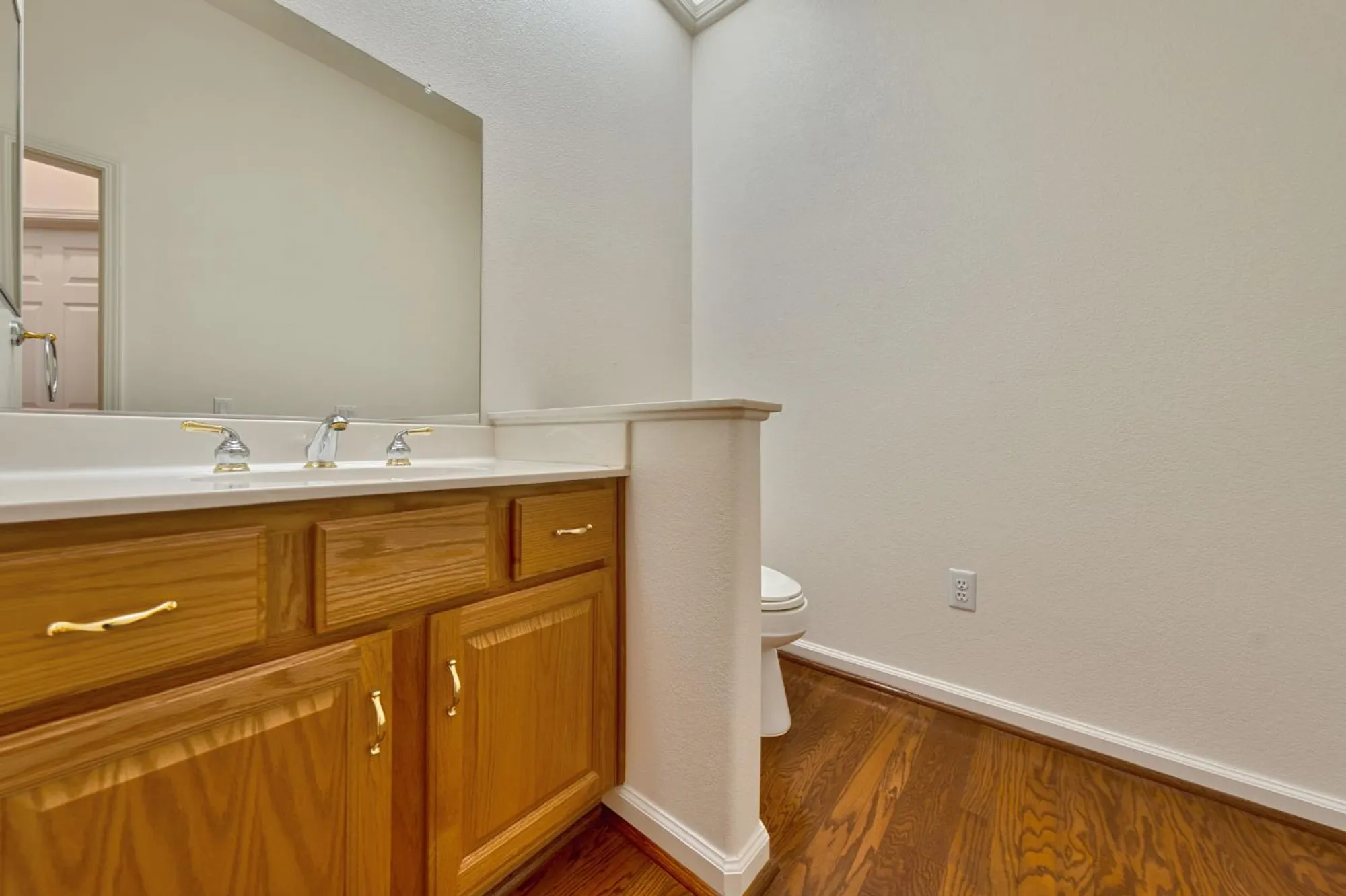 Property Slideshow image 44 of 84 | 325 station ct, Roseville, CA, 95747