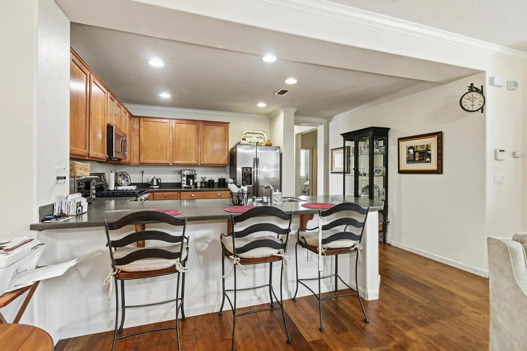 Property Slideshow image 14 of 38 | 2383 cotterdale aly, Sacramento, CA, 95835