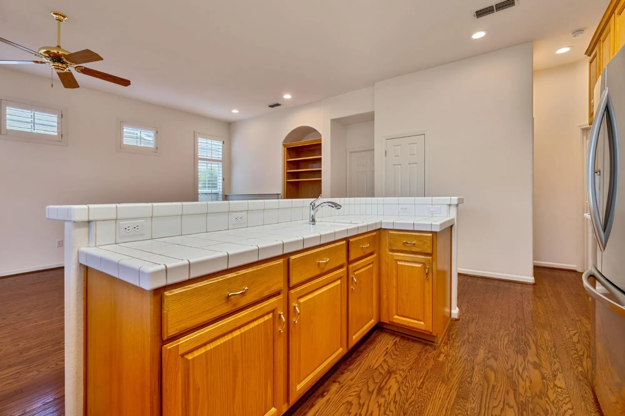 Property Slideshow image 22 of 84 | 325 station ct, Roseville, CA, 95747
