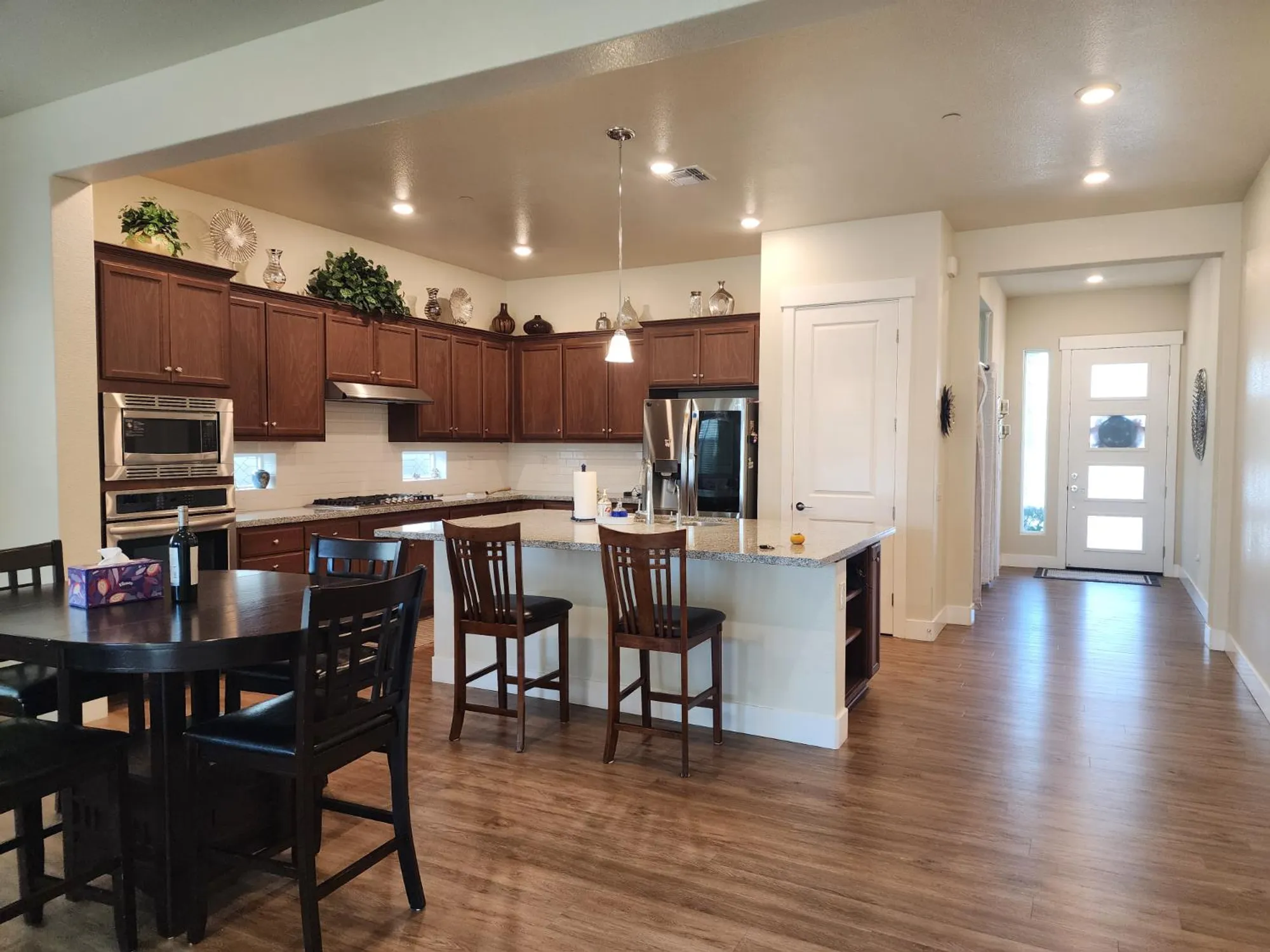 Property Slideshow image 3 of 14 | 1267 laurel dr, Manteca, CA, 95336