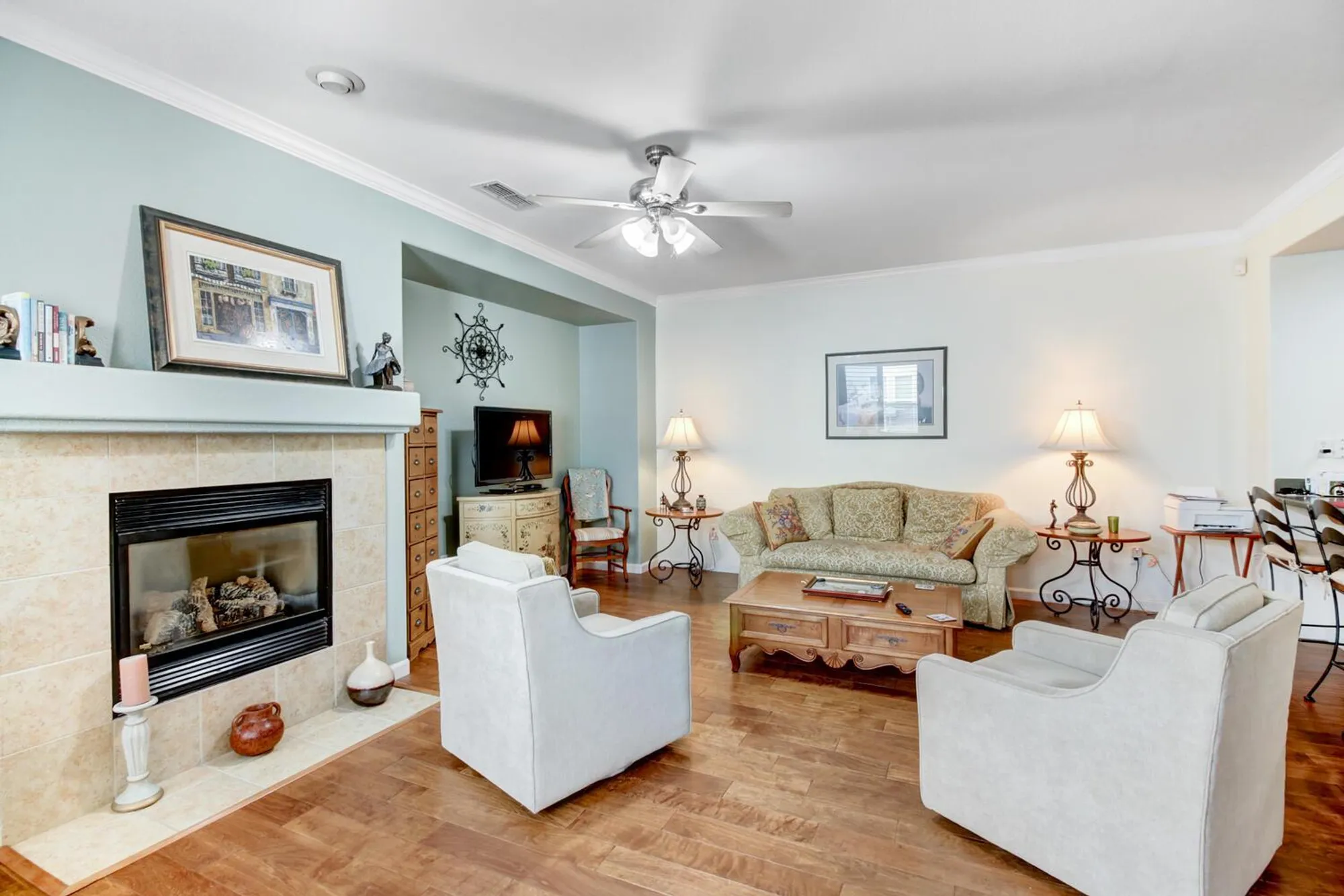 Property Slideshow image 10 of 38 | 2383 cotterdale aly, Sacramento, CA, 95835