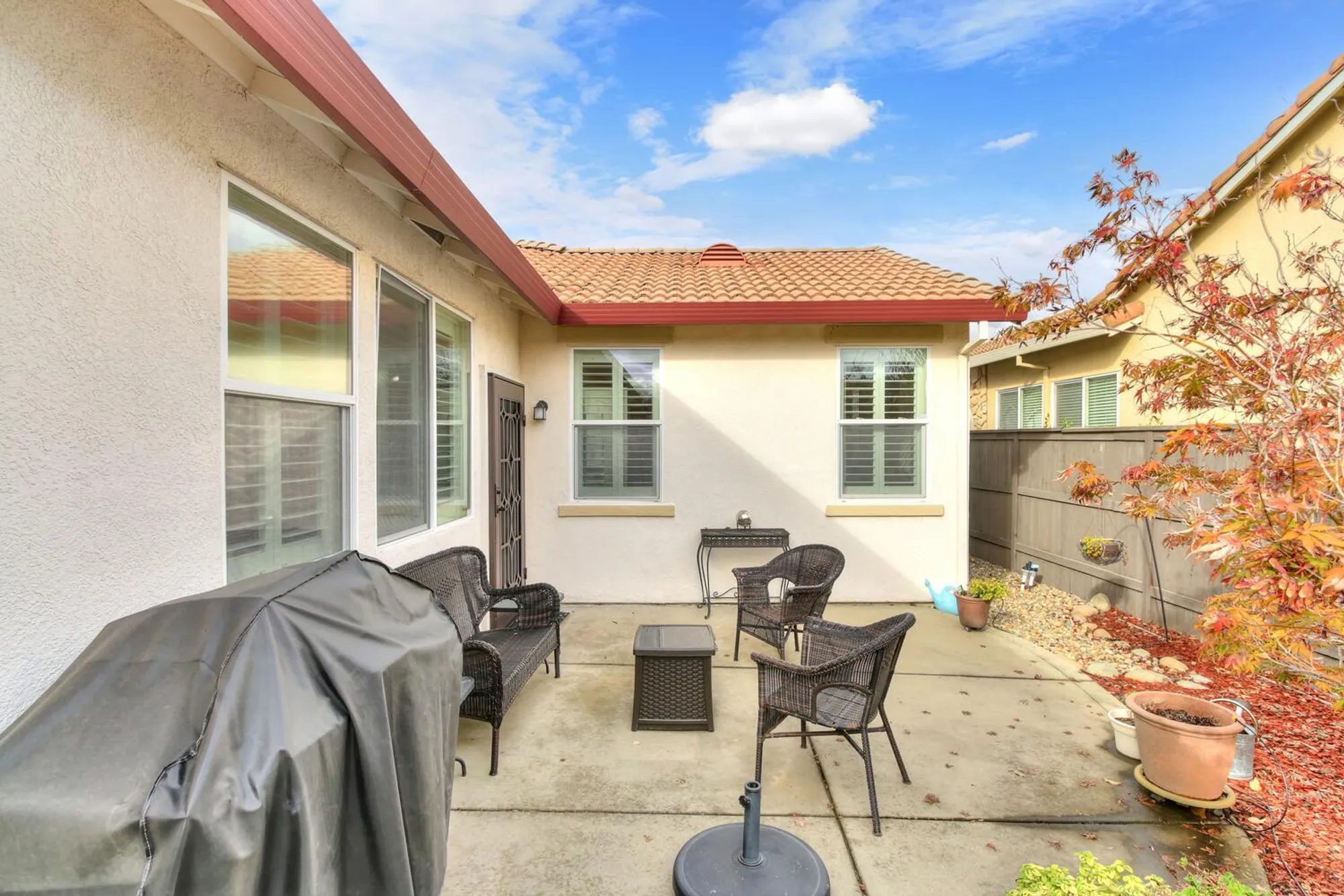 Property Slideshow image 32 of 38 | 2383 cotterdale aly, Sacramento, CA, 95835