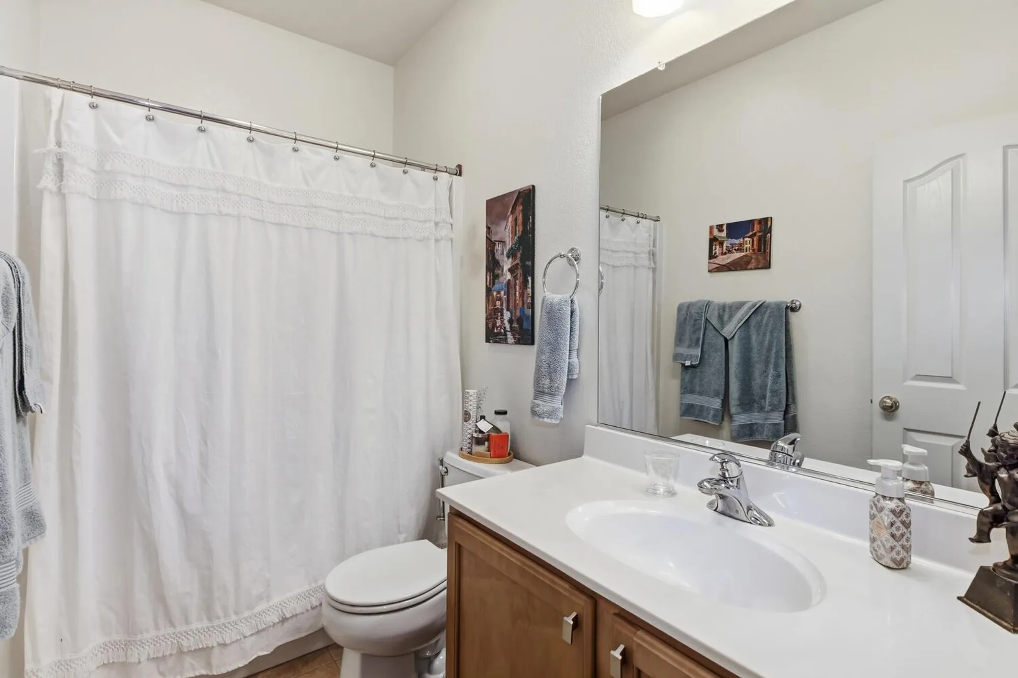 Property Slideshow image 24 of 38 | 2383 cotterdale aly, Sacramento, CA, 95835