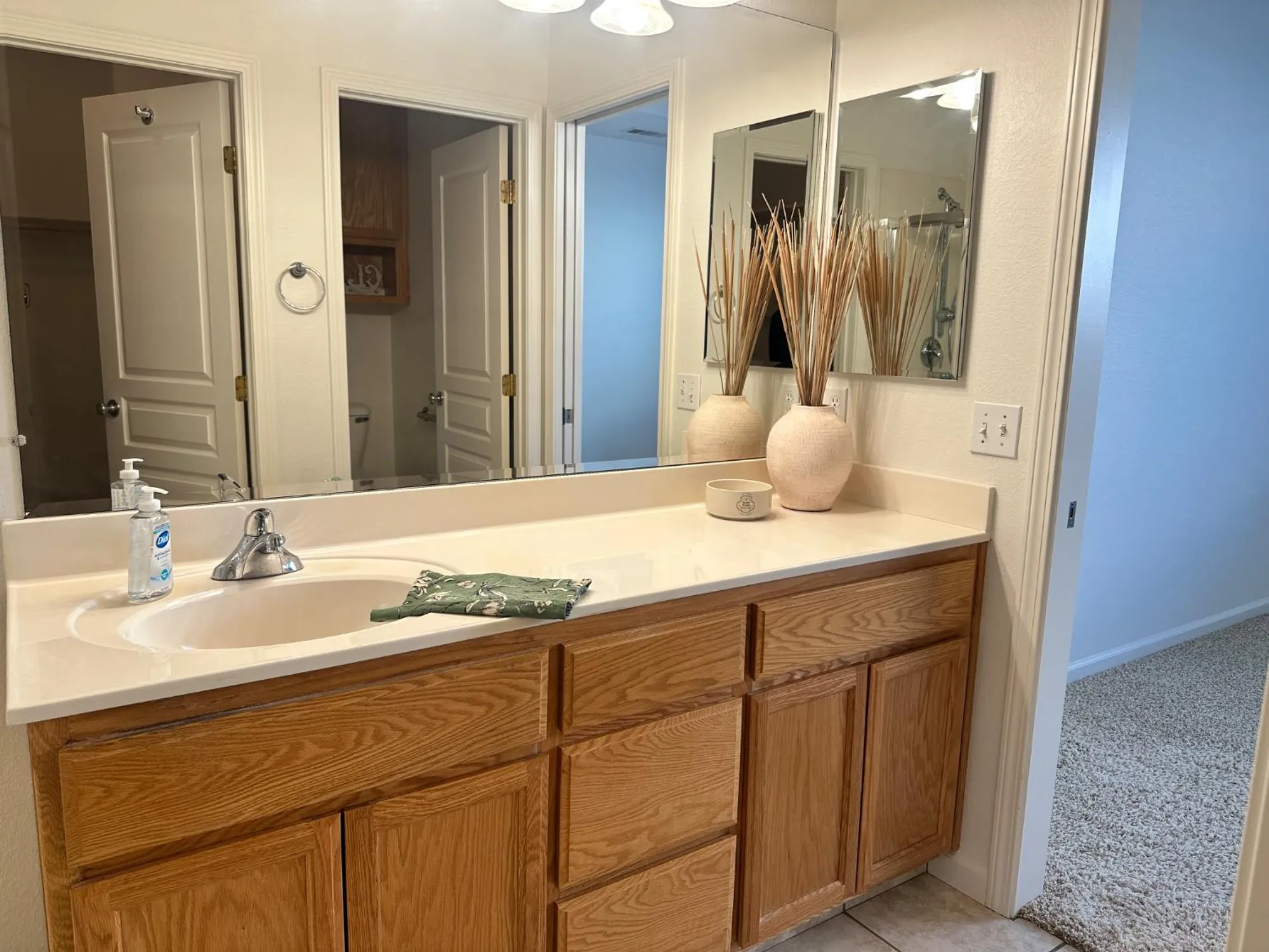 Property Slideshow image 15 of 32 | 9543 theresa cir, Stockton, CA, 95209