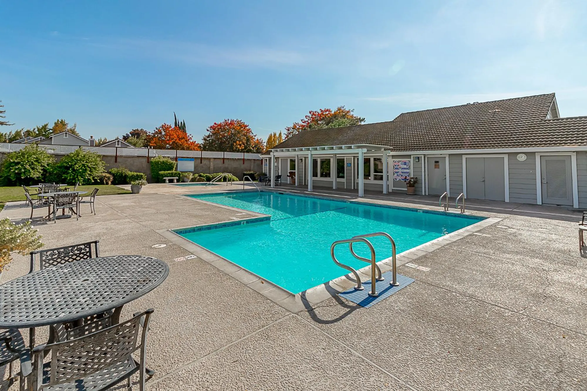 Property Slideshow image 27 of 30 | 2349 denbigh dr, Modesto, CA, 95356