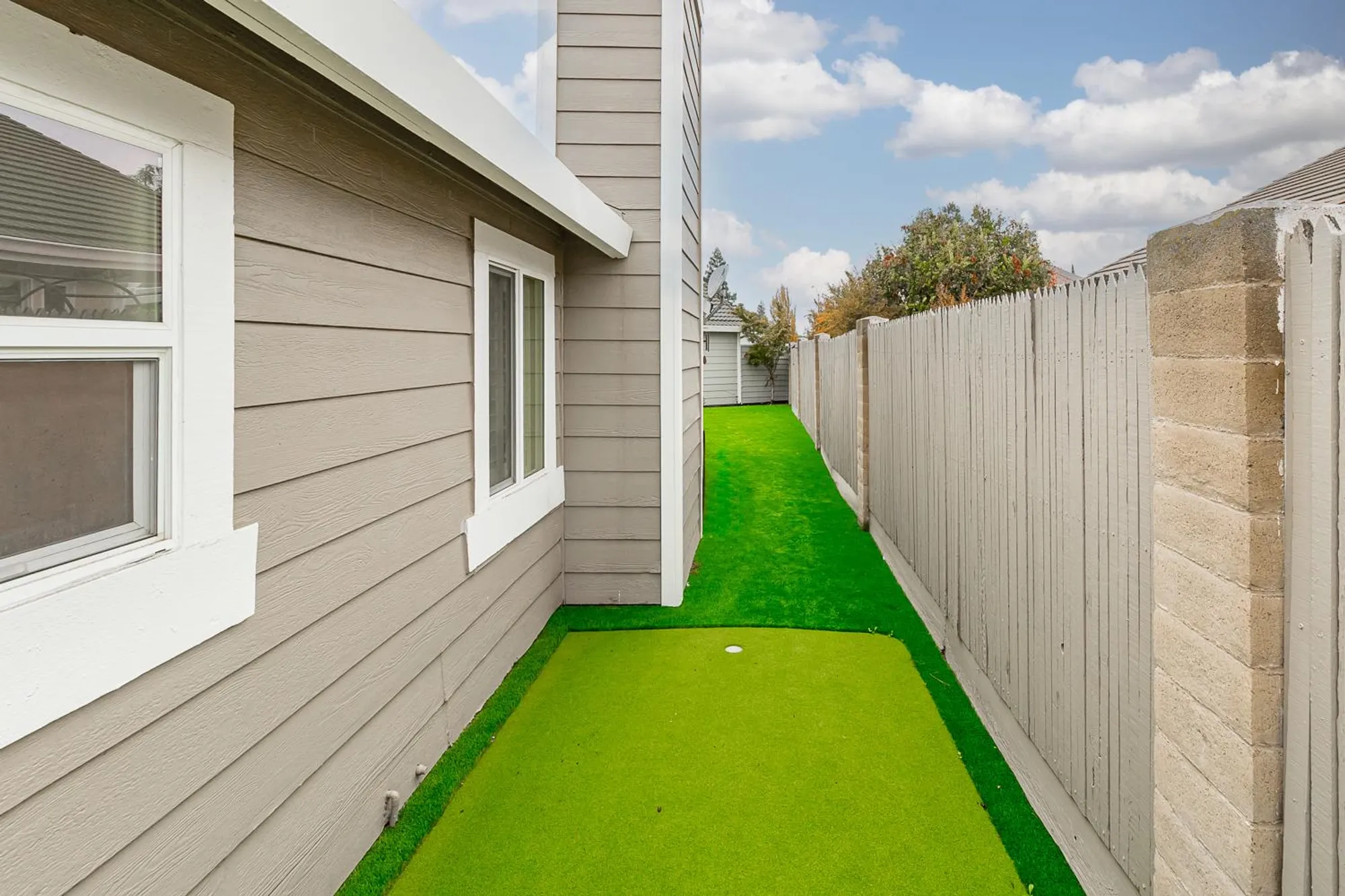 Property Slideshow image 25 of 30 | 2349 denbigh dr, Modesto, CA, 95356