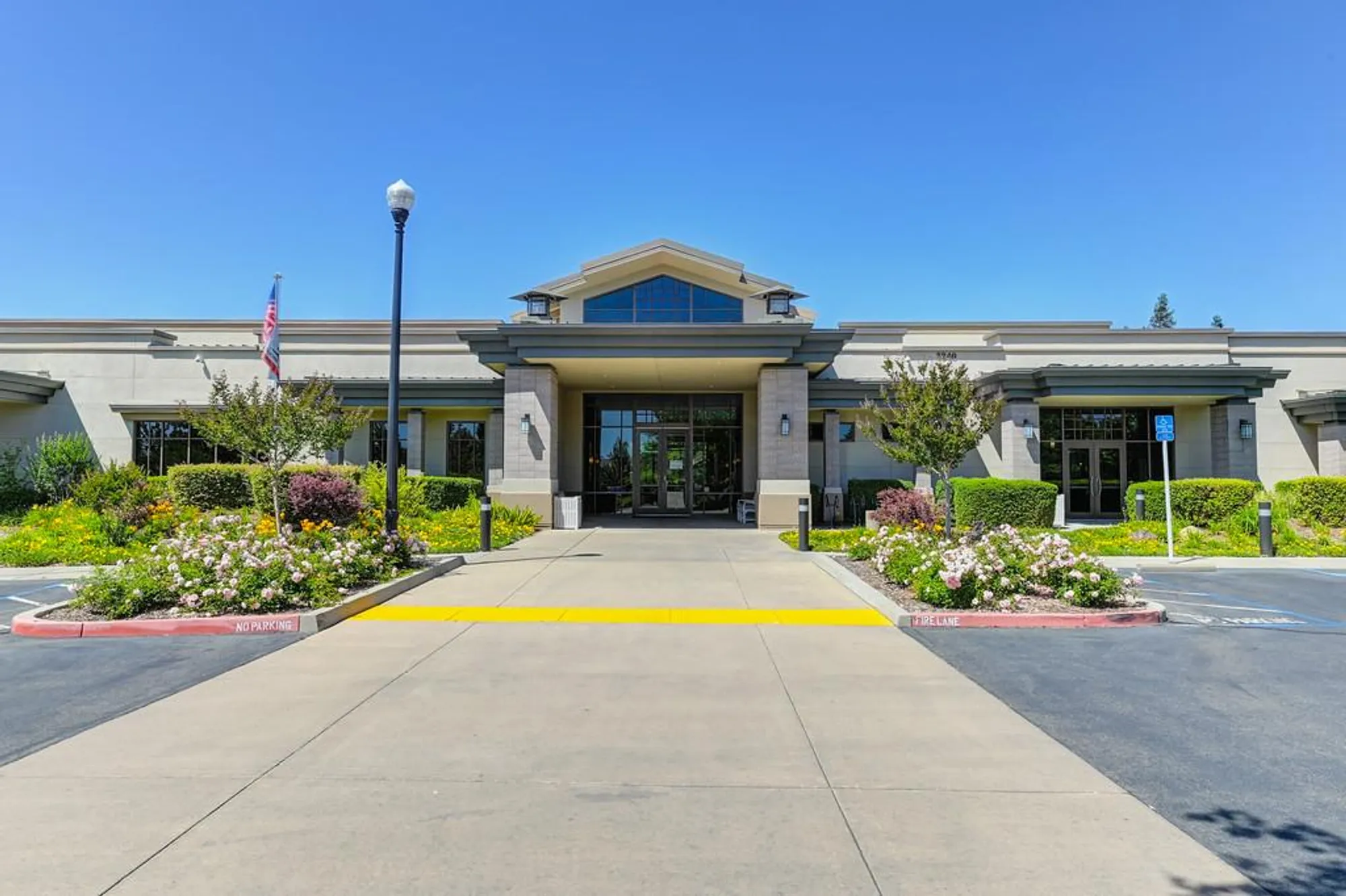 Property Slideshow image 39 of 43 | 2032 brixham dr, Roseville, CA, 95747