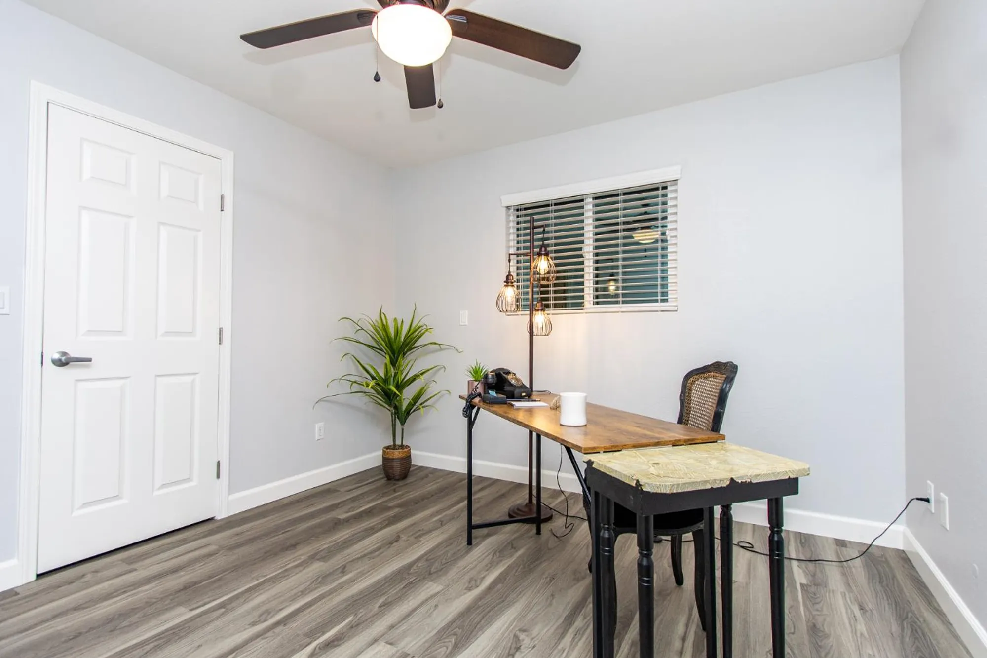 Property Slideshow image 35 of 54 | 2249 camborne dr, Modesto, CA, 95356