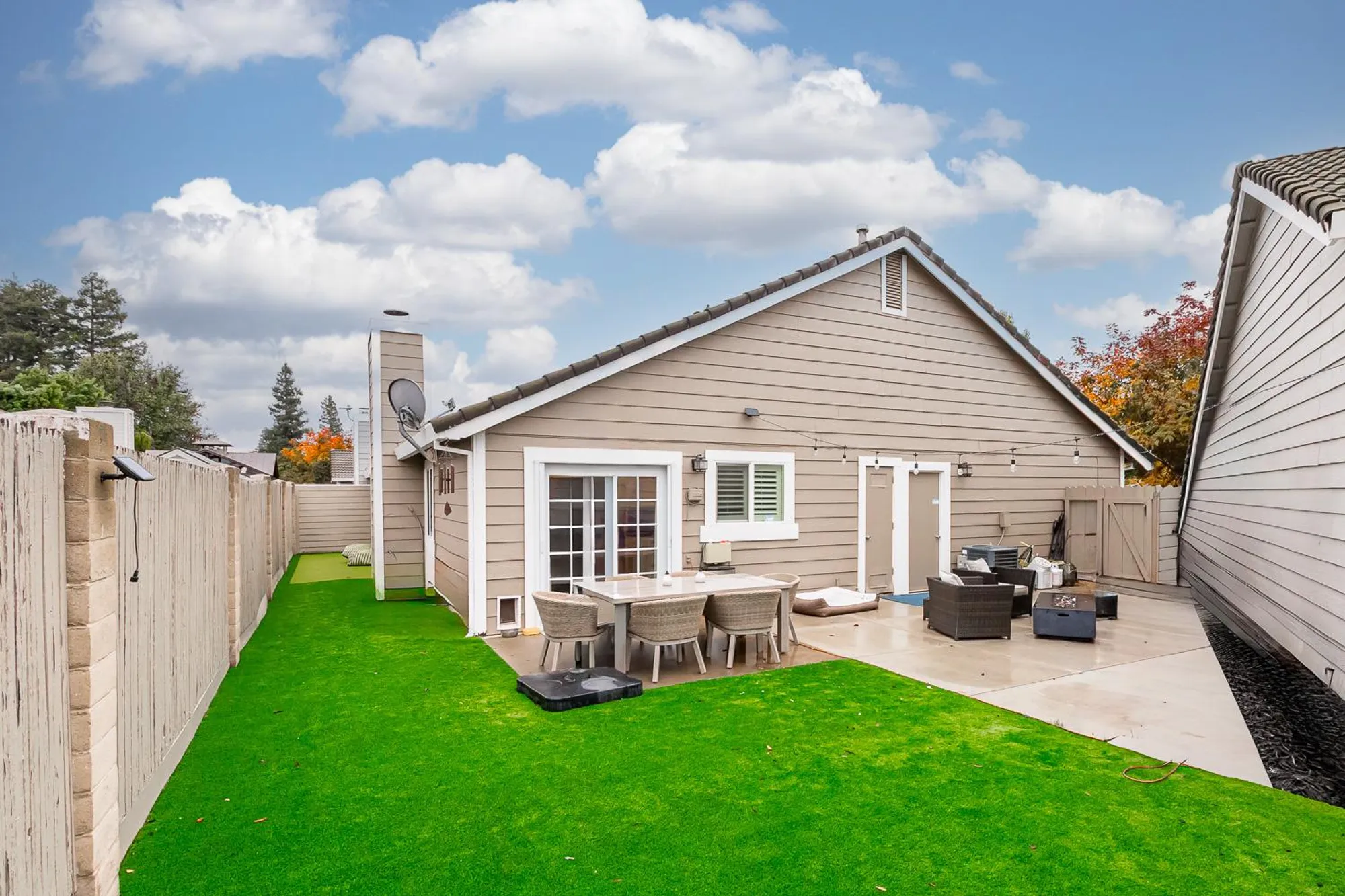 Property Slideshow image 24 of 30 | 2349 denbigh dr, Modesto, CA, 95356