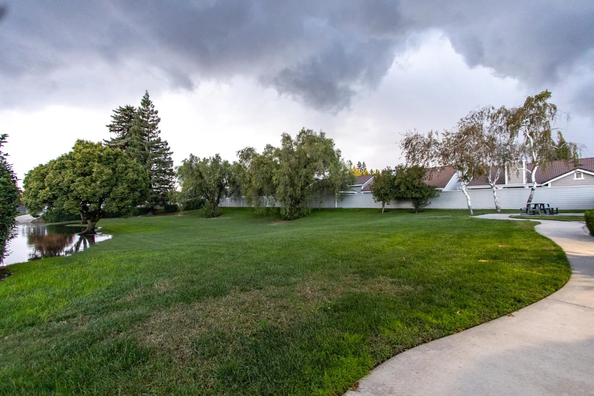 Property Slideshow image 44 of 54 | 2249 camborne dr, Modesto, CA, 95356