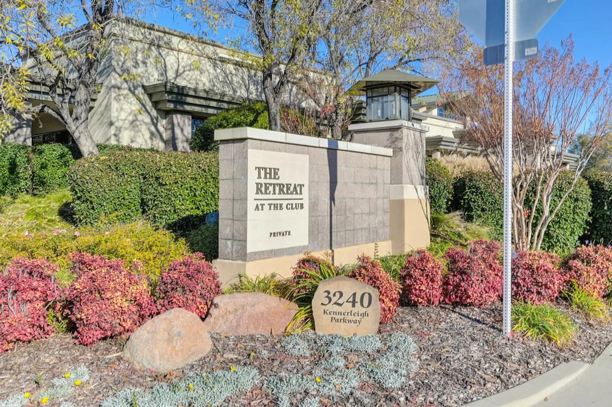 Property Slideshow image 36 of 43 | 2032 brixham dr, Roseville, CA, 95747