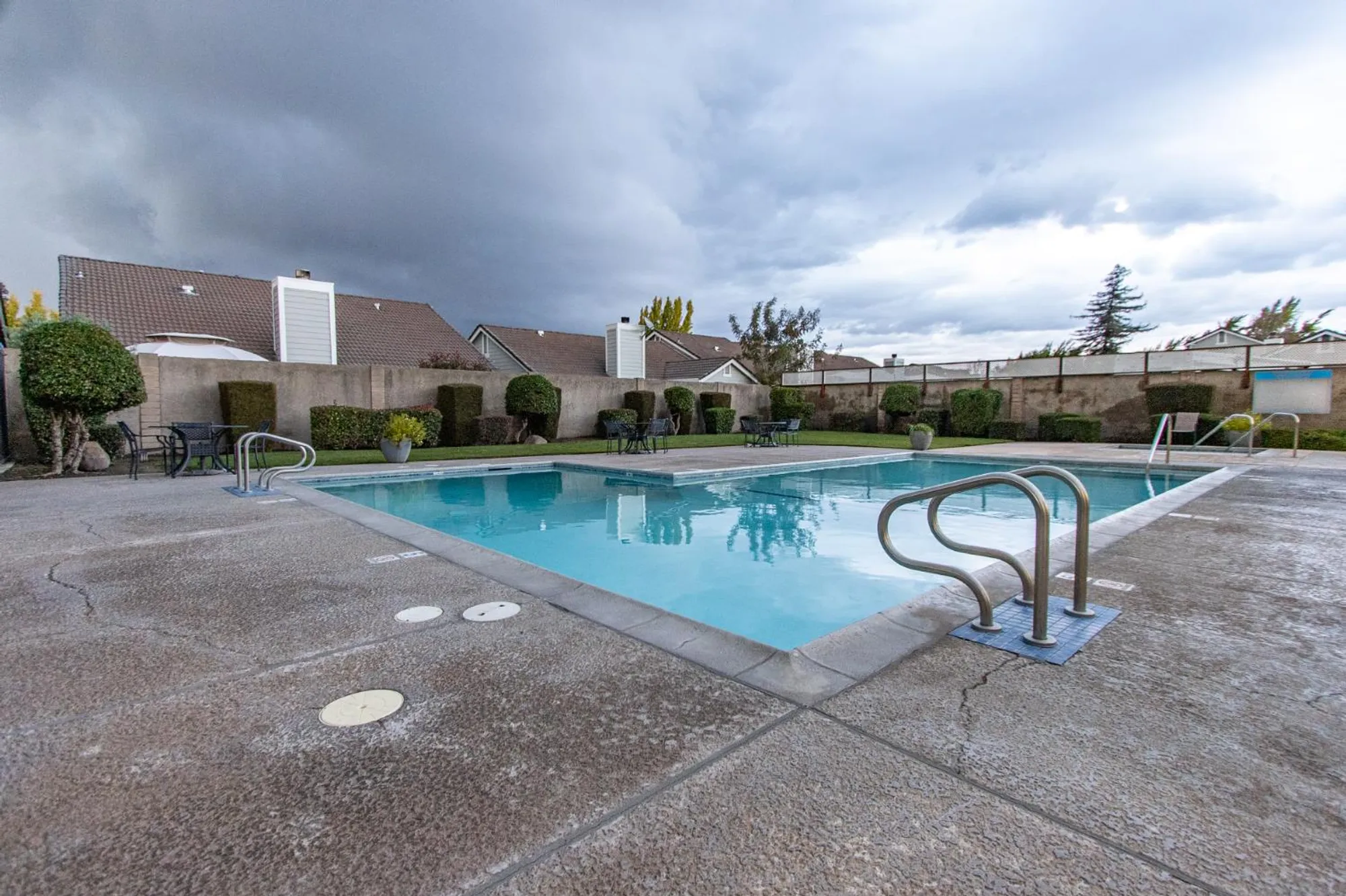 Property Slideshow image 46 of 54 | 2249 camborne dr, Modesto, CA, 95356