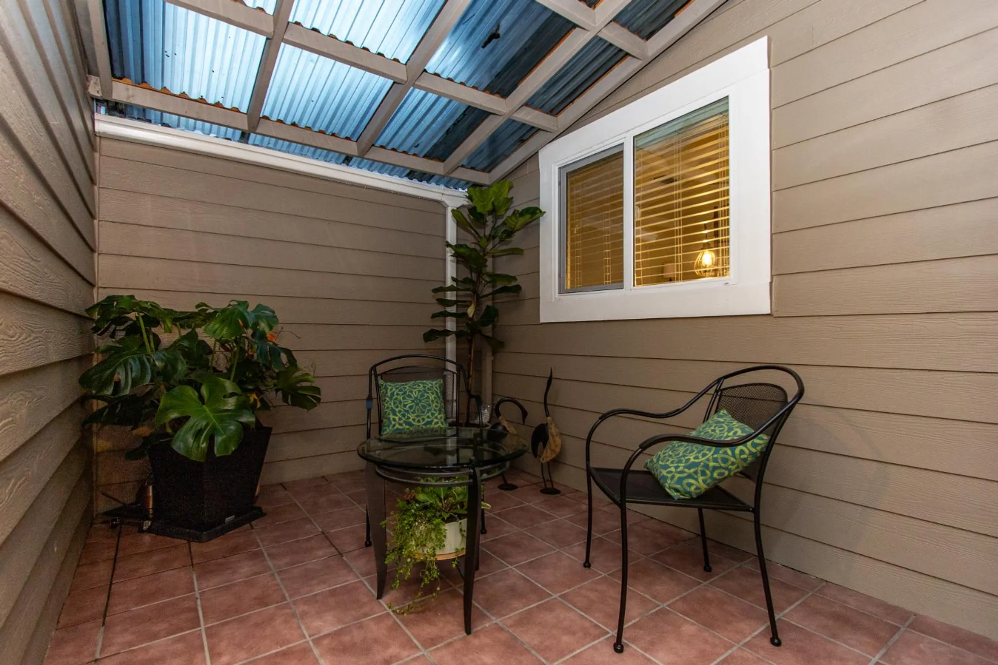 Property Slideshow image 21 of 54 | 2249 camborne dr, Modesto, CA, 95356