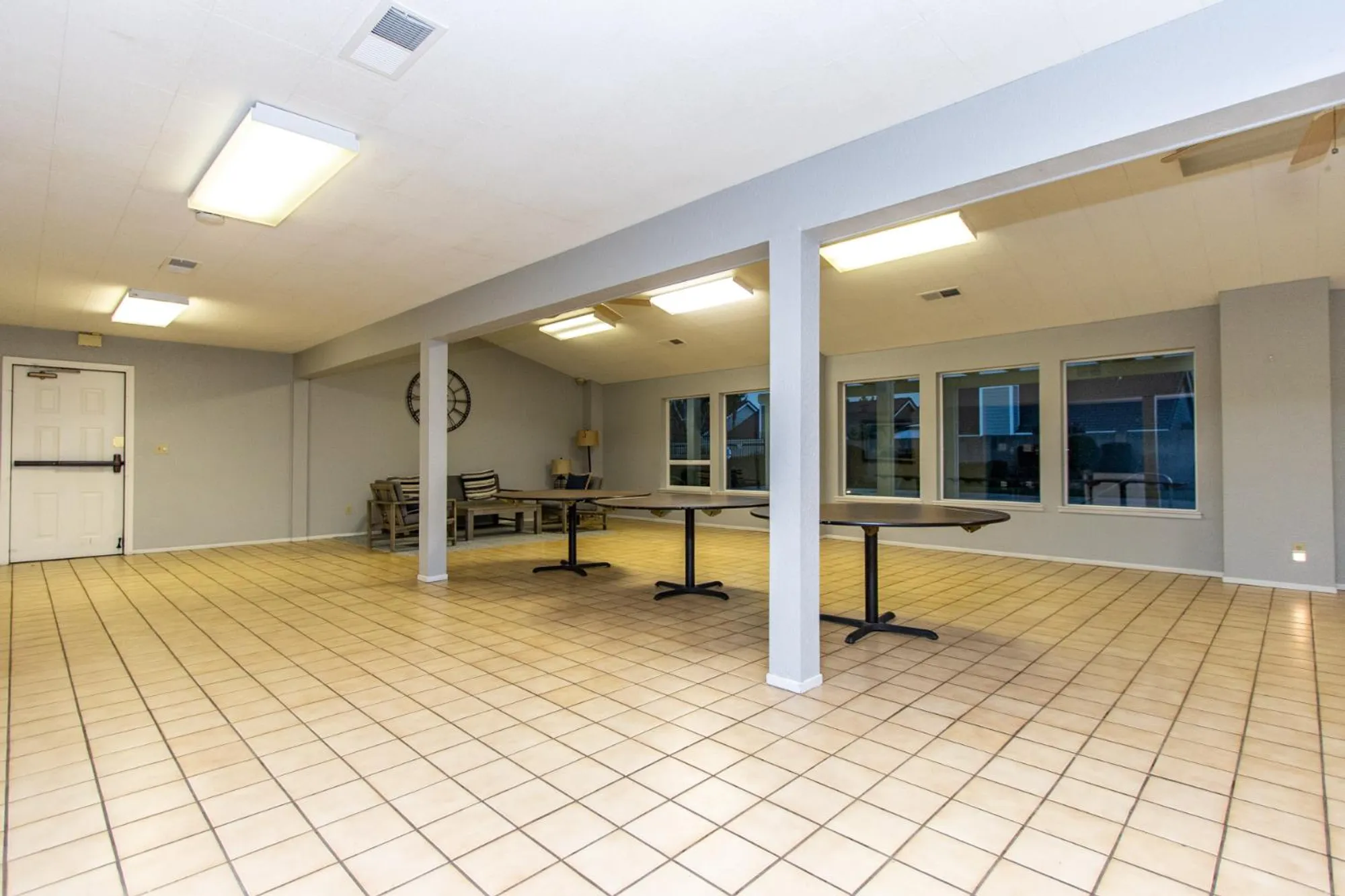 Property Slideshow image 50 of 54 | 2249 camborne dr, Modesto, CA, 95356