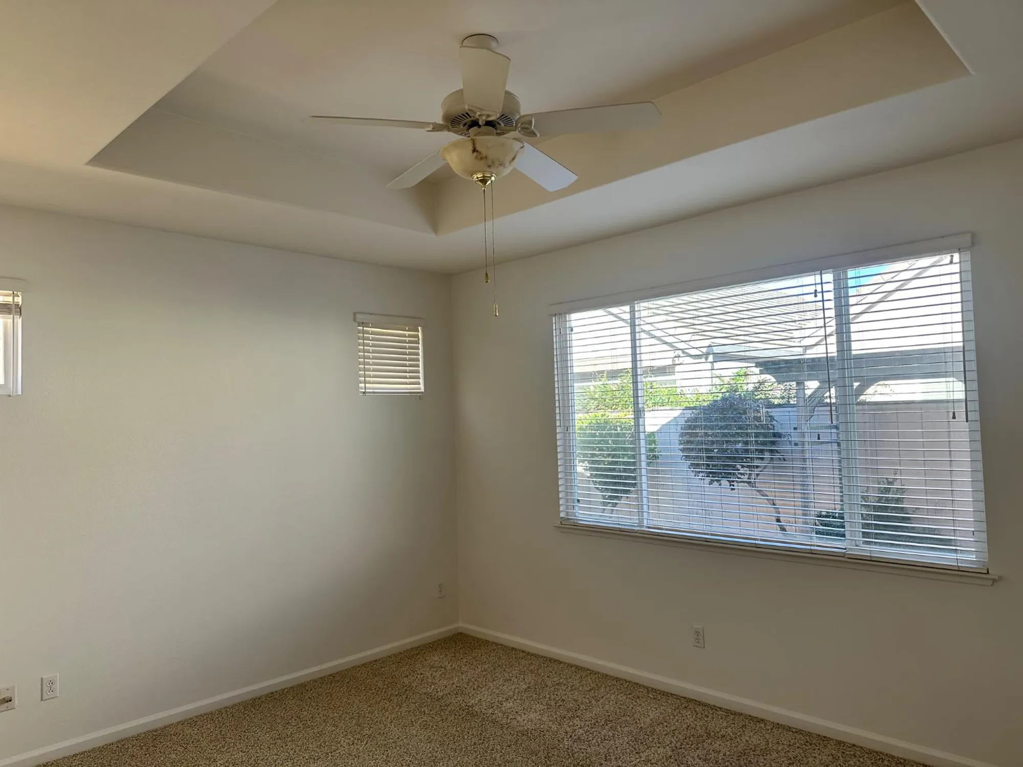 Property Slideshow image 13 of 32 | 9543 theresa cir, Stockton, CA, 95209