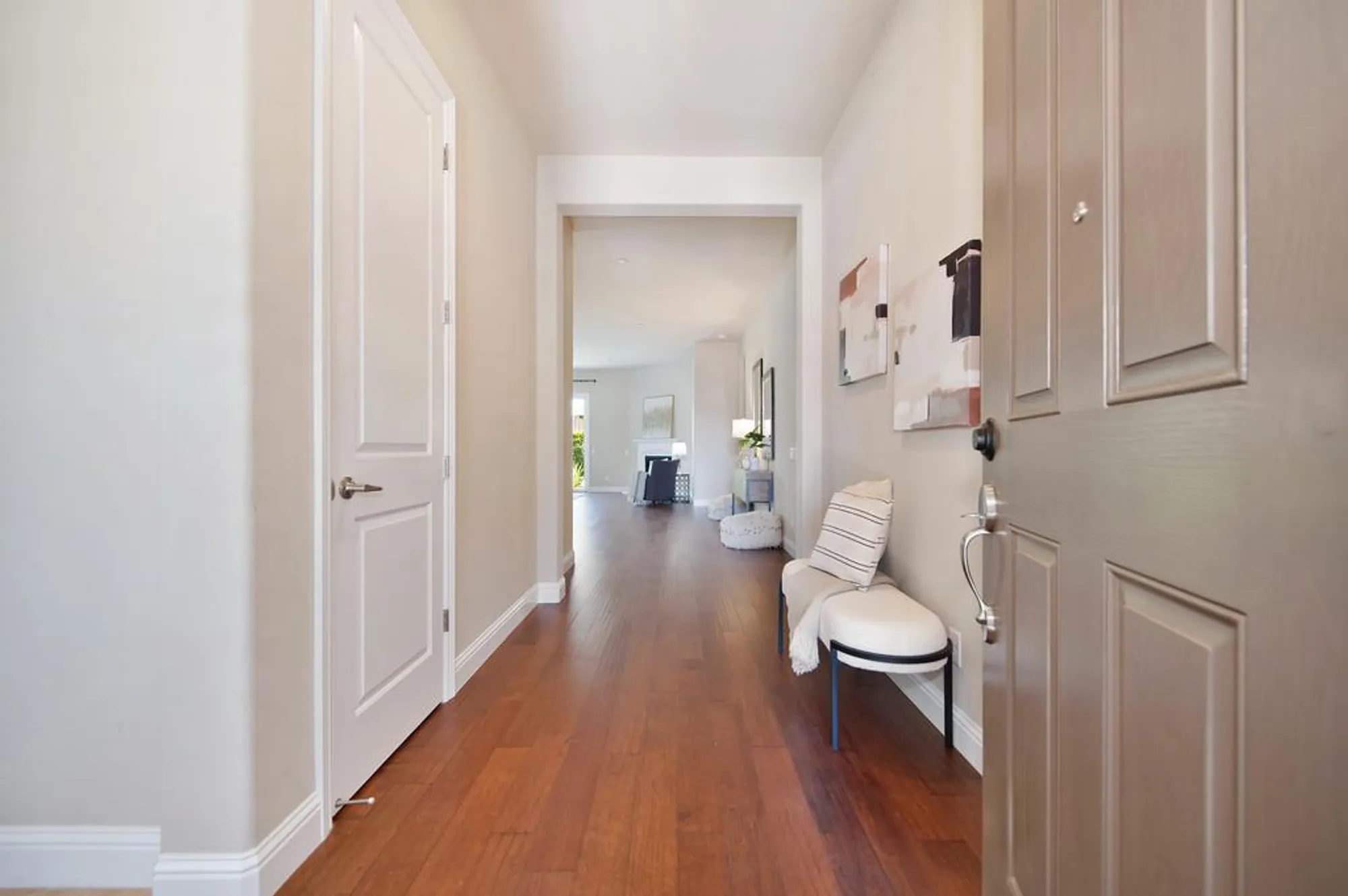 Property Slideshow image 4 of 43 | 2032 brixham dr, Roseville, CA, 95747