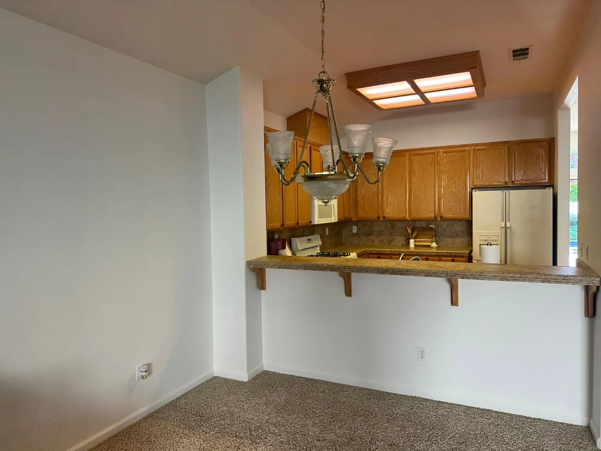 Property Slideshow image 8 of 32 | 9543 theresa cir, Stockton, CA, 95209