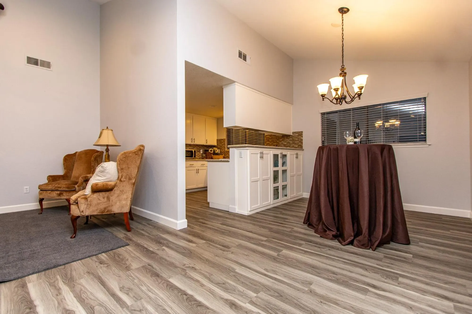 Property Slideshow image 14 of 54 | 2249 camborne dr, Modesto, CA, 95356