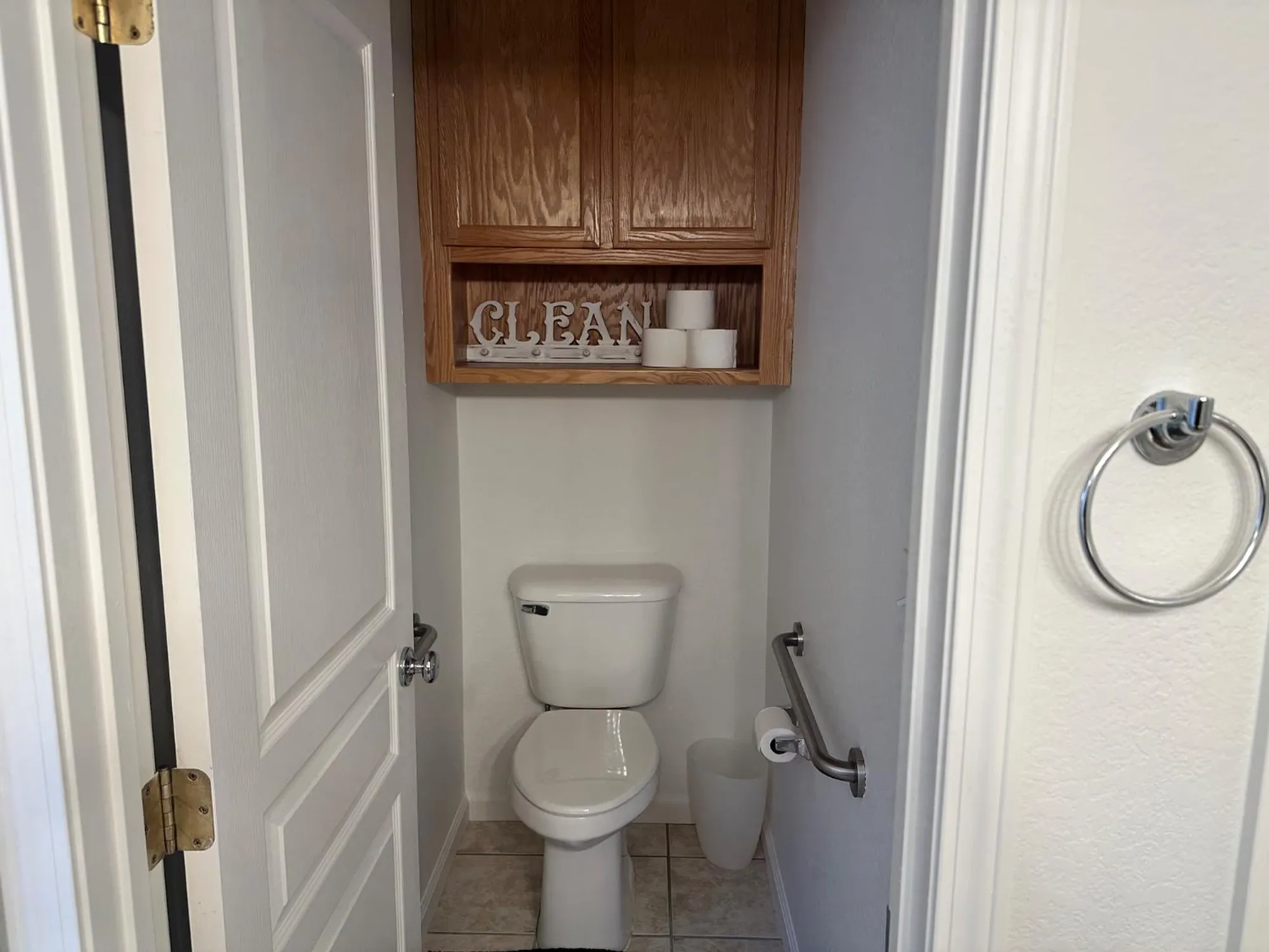 Property Slideshow image 17 of 32 | 9543 theresa cir, Stockton, CA, 95209