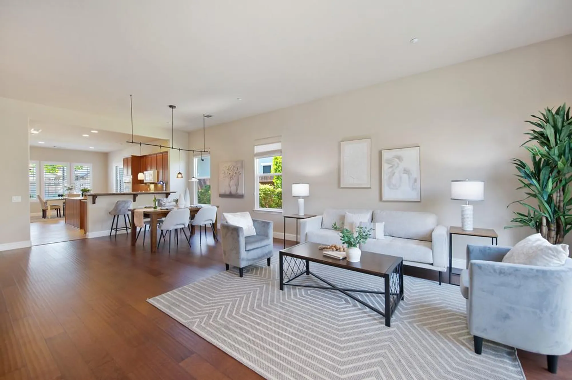 Property Slideshow image 20 of 43 | 2032 brixham dr, Roseville, CA, 95747
