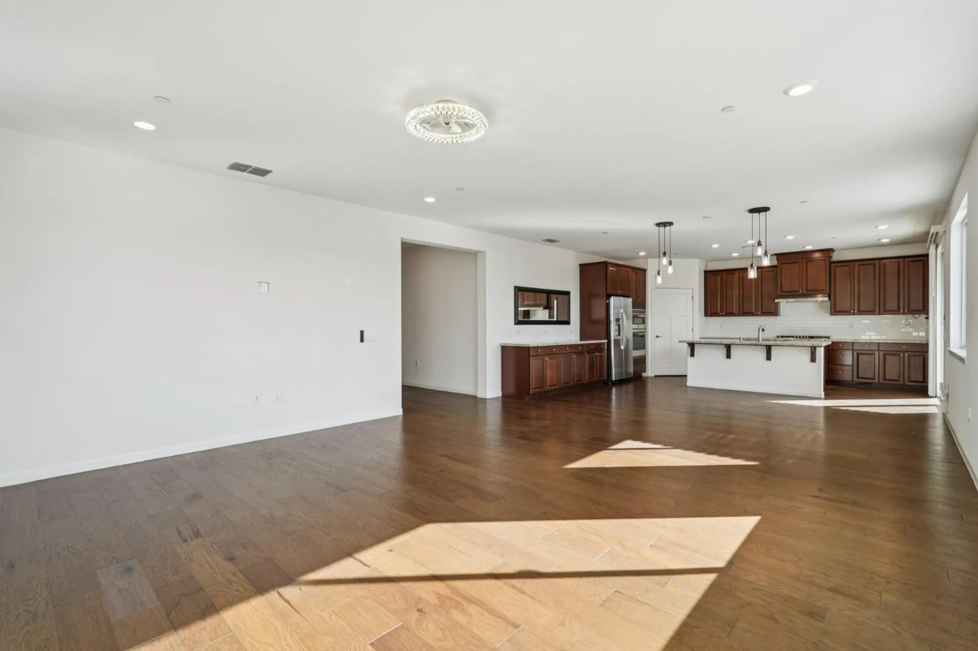 Property Slideshow image 18 of 40 | 9224 vervain way, Sacramento, CA, 95829