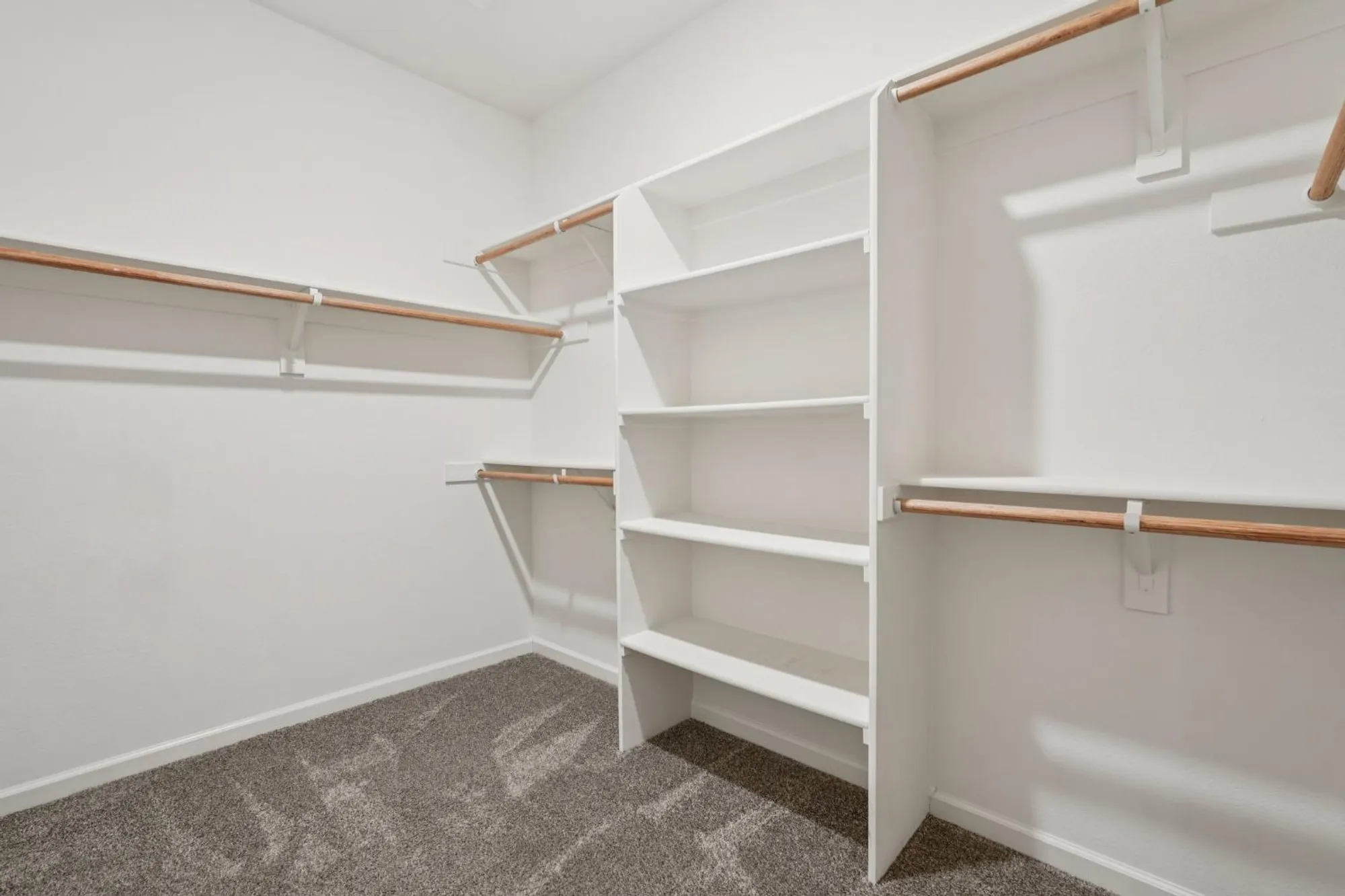 Property Slideshow image 28 of 40 | 9224 vervain way, Sacramento, CA, 95829