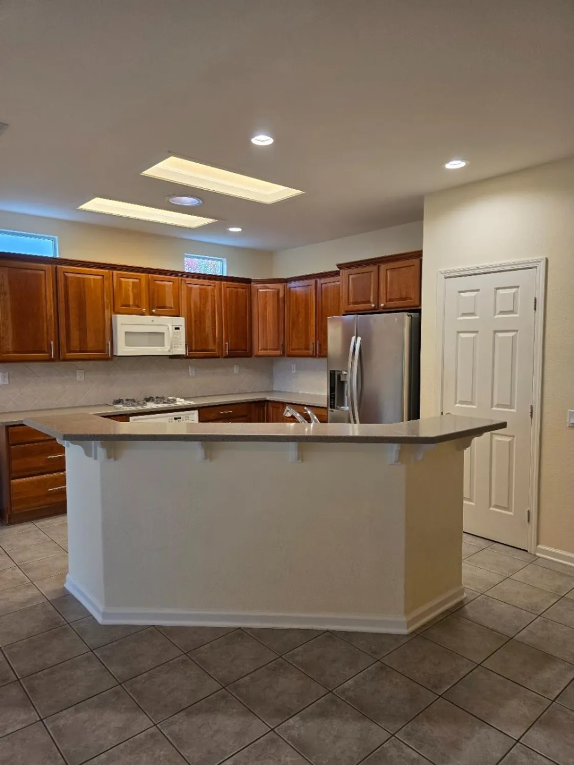 Property Slideshow image 6 of 43 | 2344 winding way, Lincoln, CA, 95648