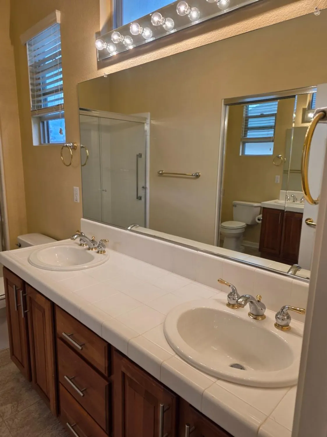 Property Slideshow image 24 of 43 | 2344 winding way, Lincoln, CA, 95648