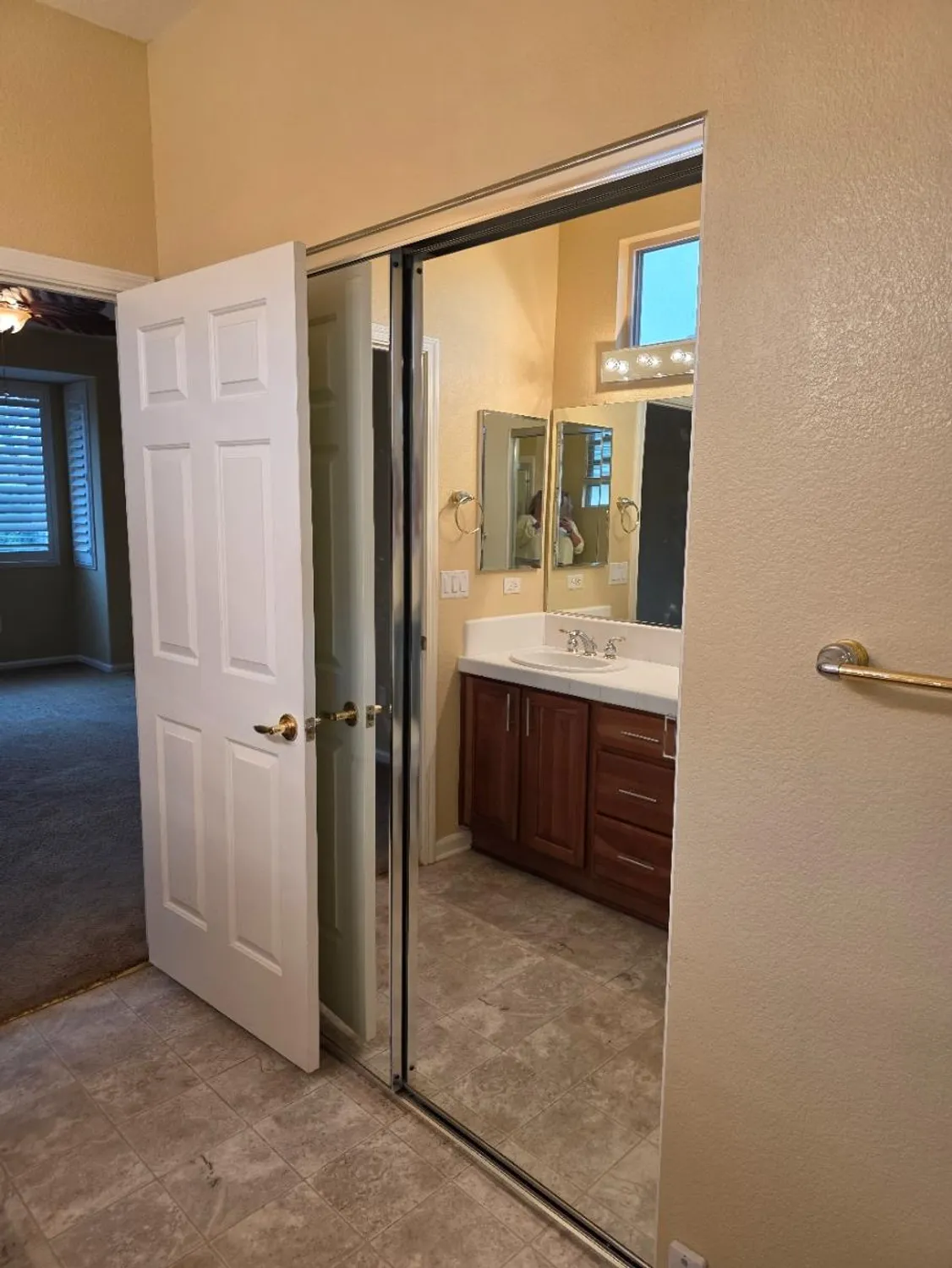 Property Slideshow image 25 of 43 | 2344 winding way, Lincoln, CA, 95648