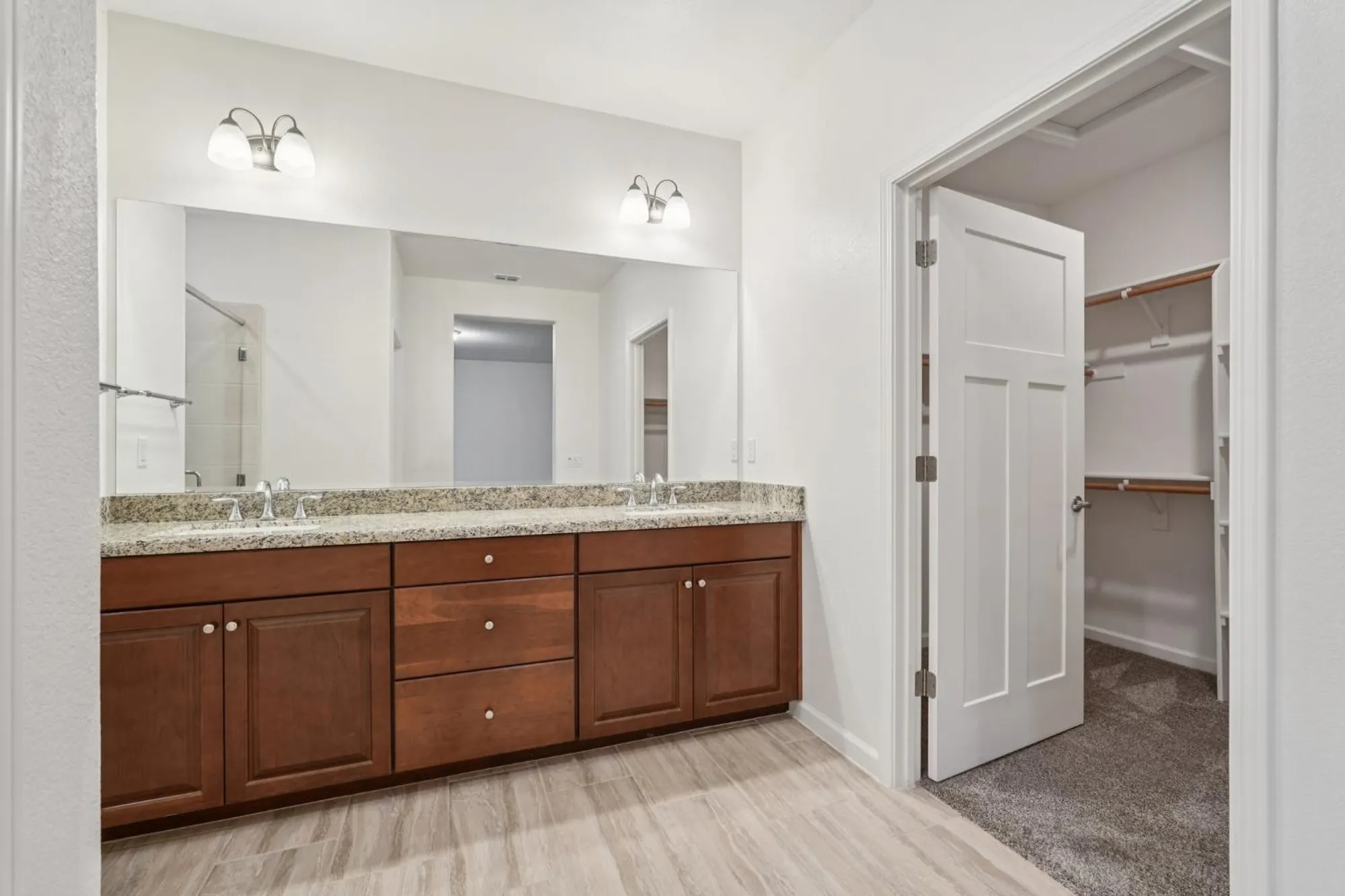 Property Slideshow image 10 of 40 | 9224 vervain way, Sacramento, CA, 95829