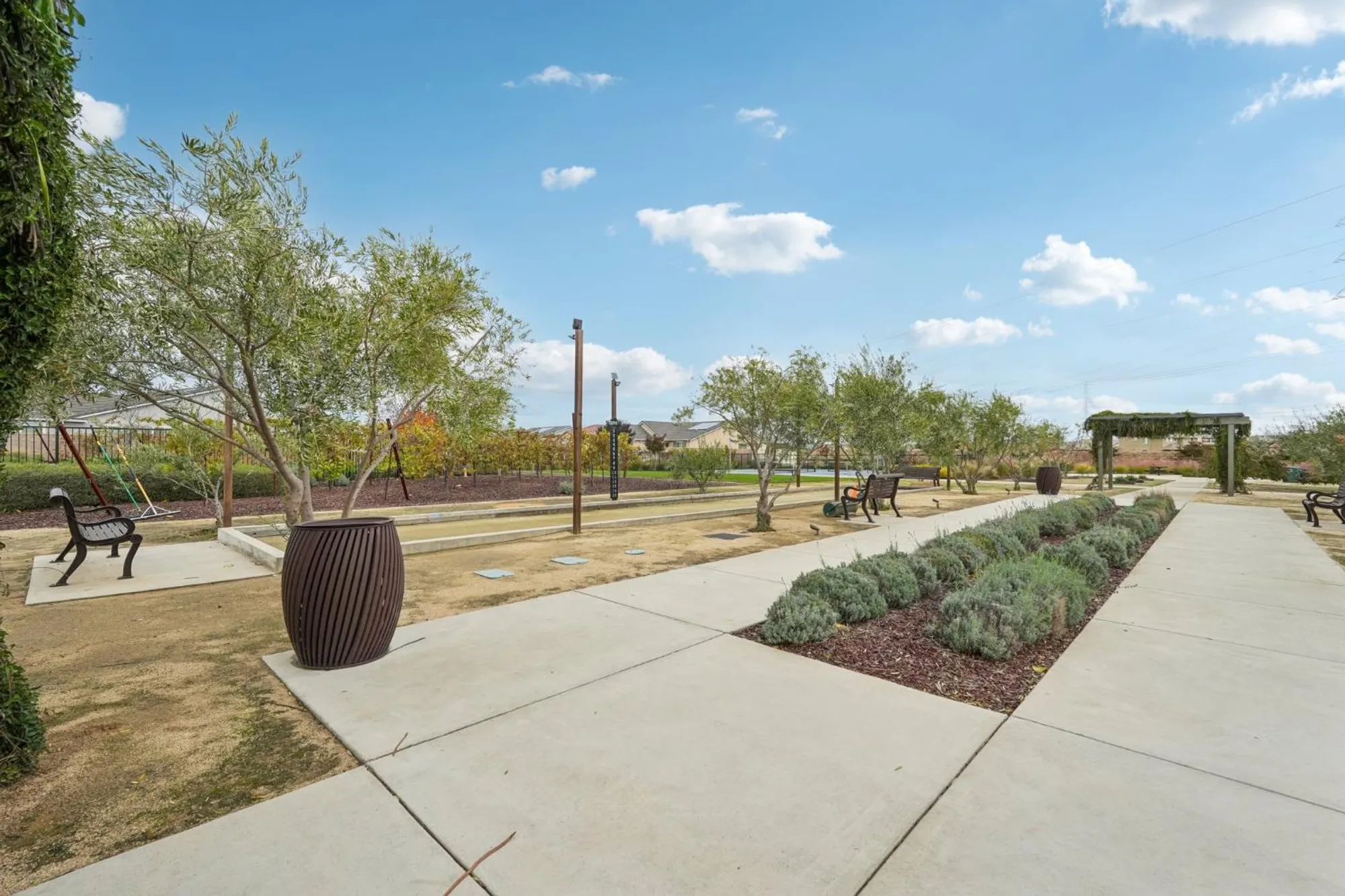 Property Slideshow image 39 of 40 | 9224 vervain way, Sacramento, CA, 95829