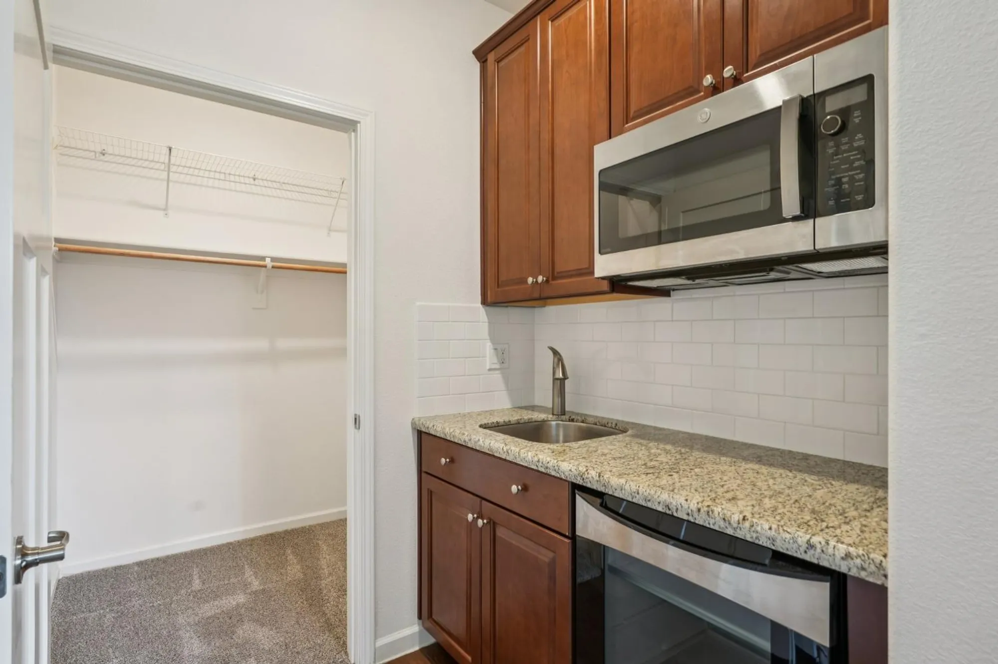 Property Slideshow image 25 of 40 | 9224 vervain way, Sacramento, CA, 95829