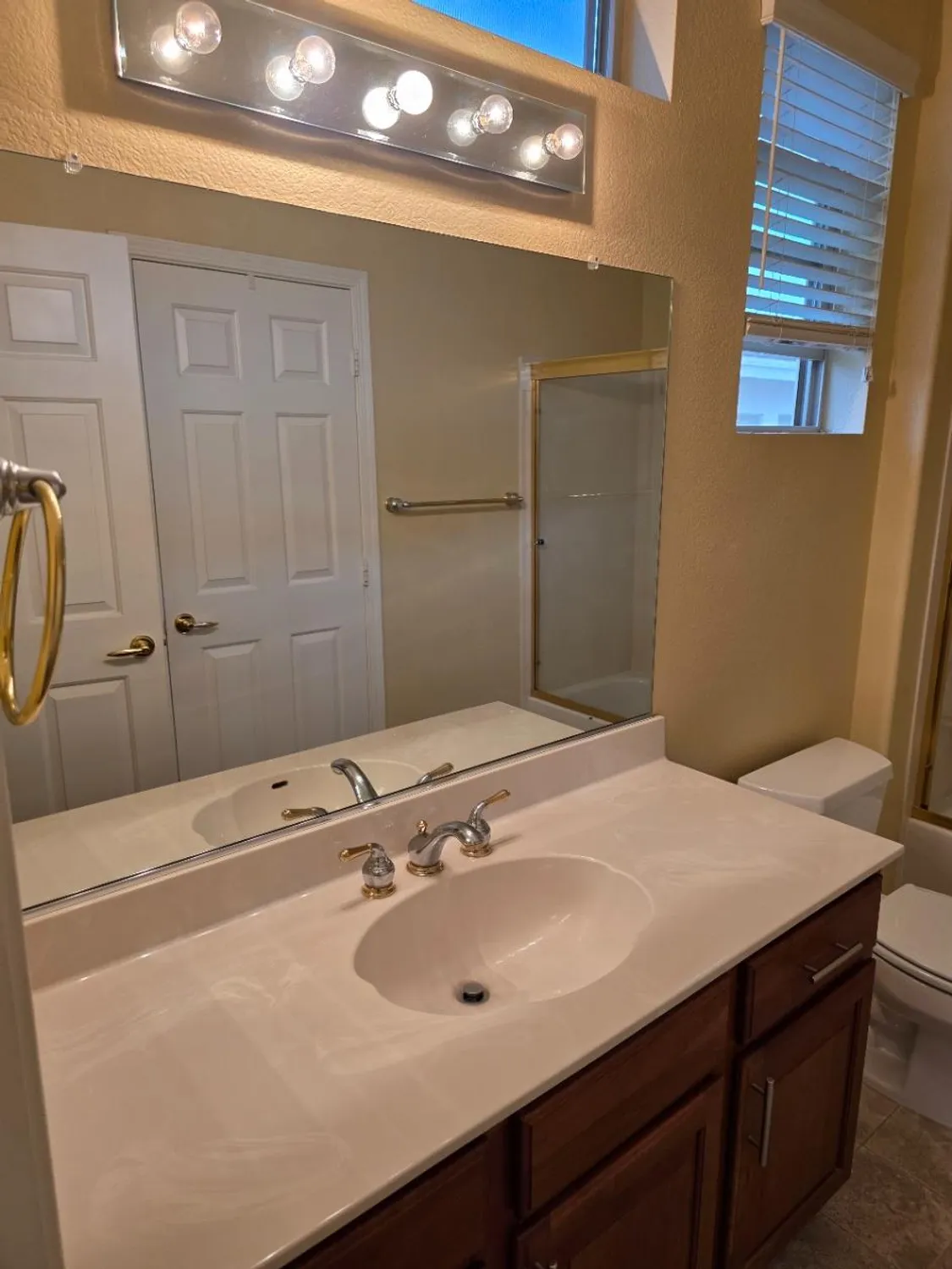 Property Slideshow image 19 of 43 | 2344 winding way, Lincoln, CA, 95648