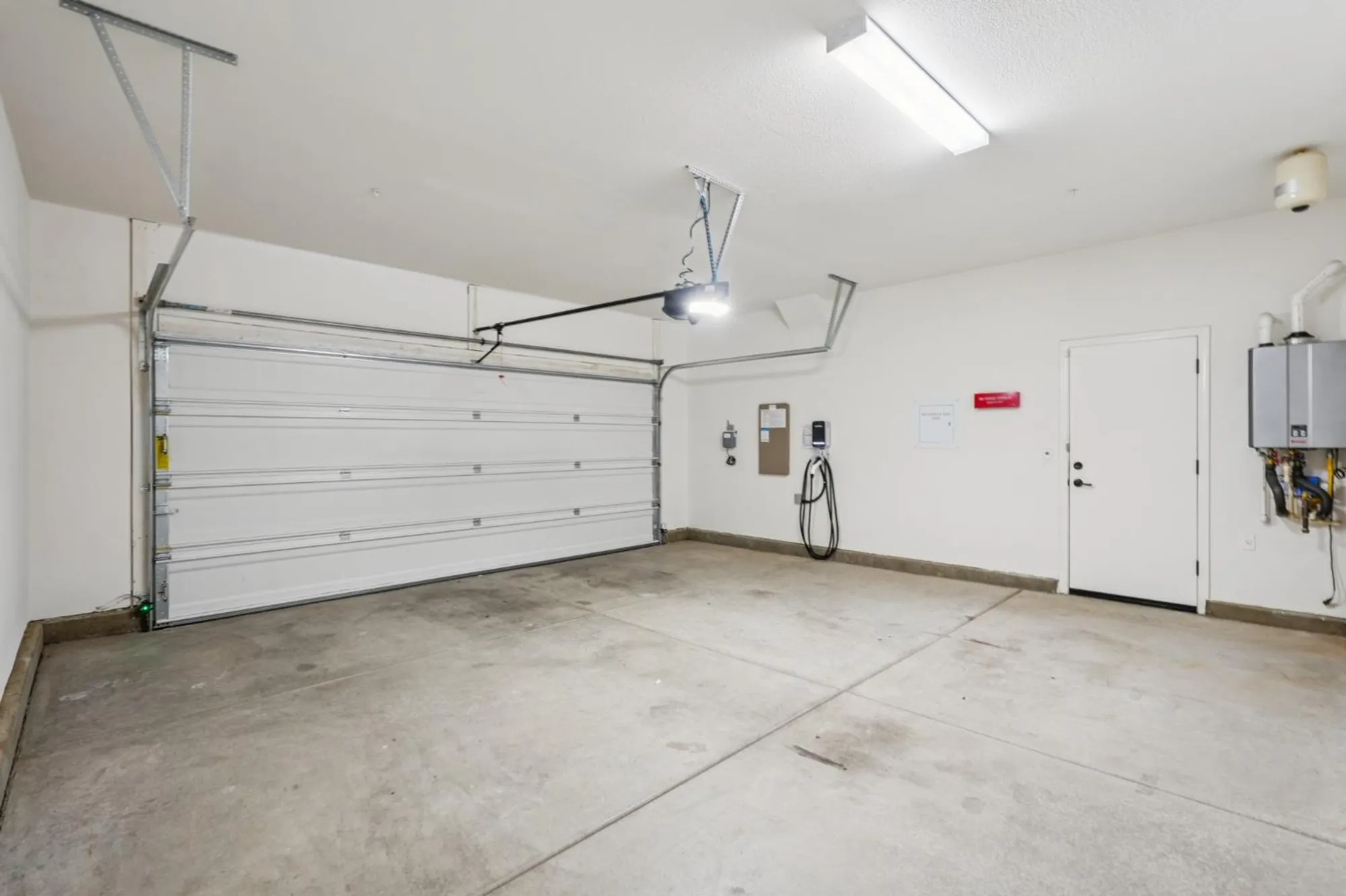 Property Slideshow image 36 of 40 | 9224 vervain way, Sacramento, CA, 95829