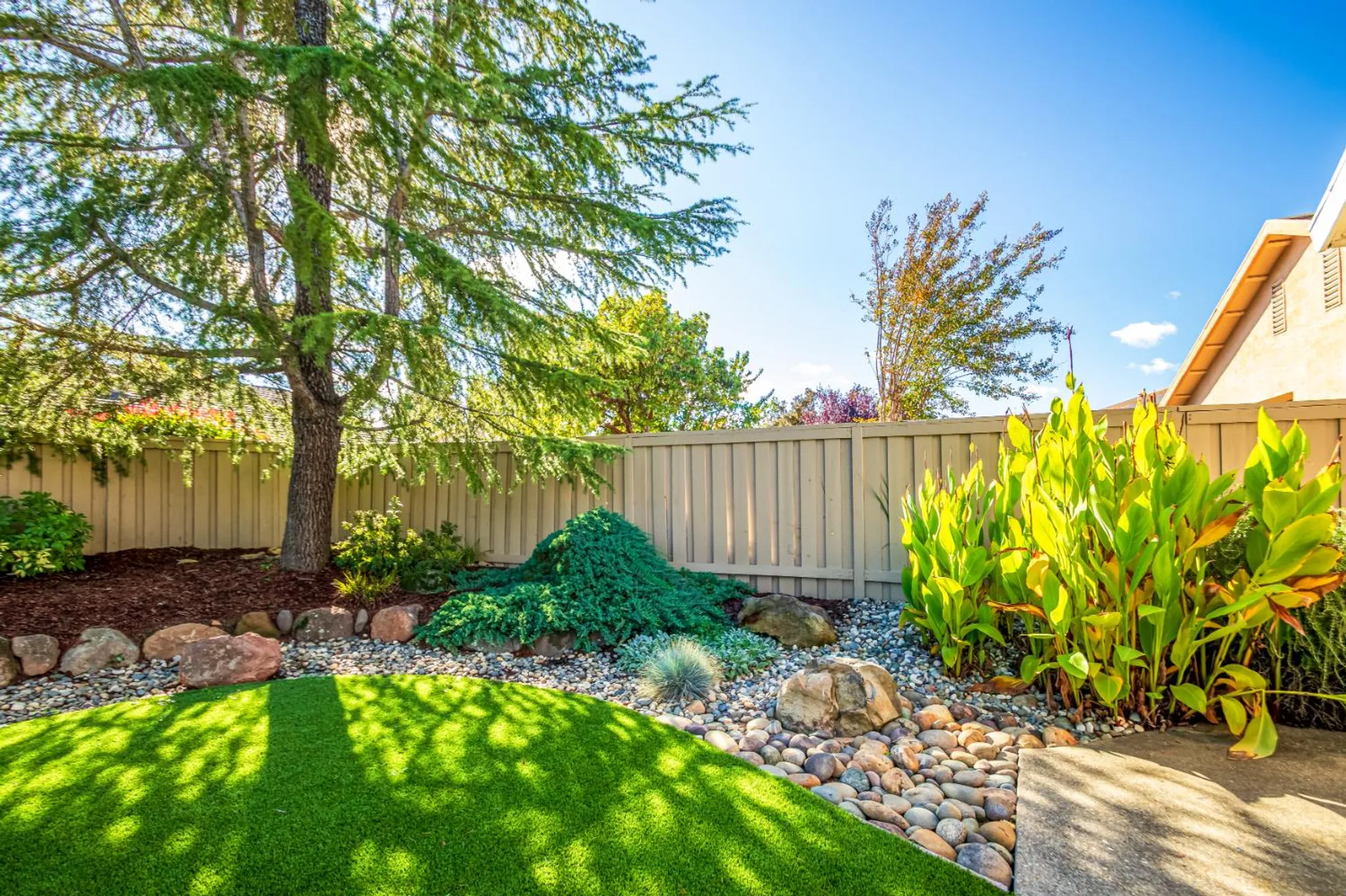 Property Slideshow image 30 of 34 | 151 stags leap ln, Lincoln, CA, 95648