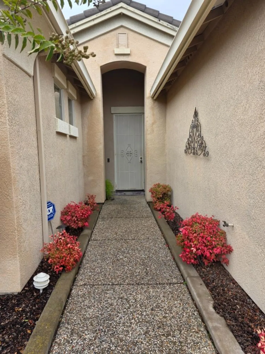 Property Slideshow image 2 of 43 | 2344 winding way, Lincoln, CA, 95648