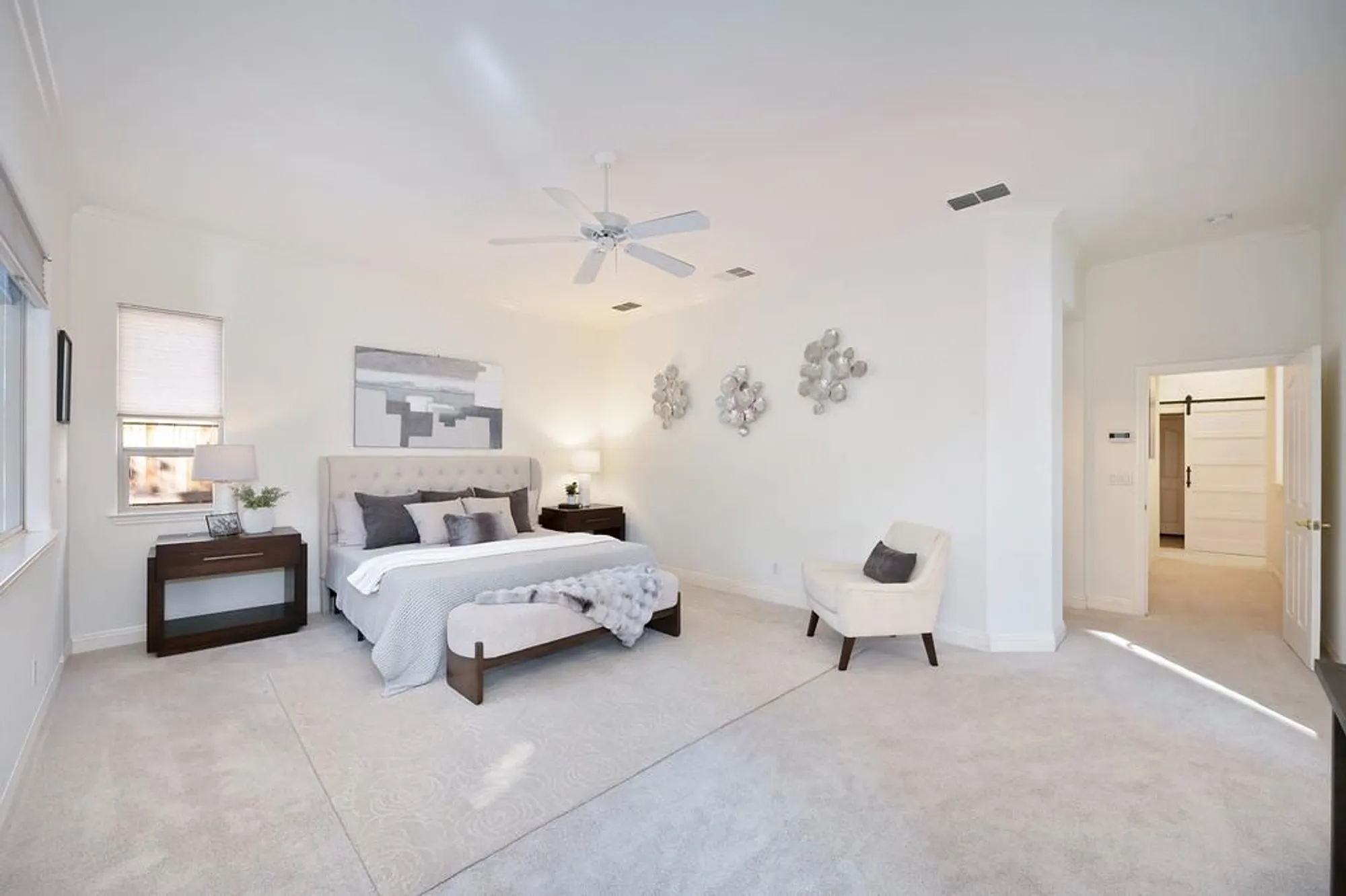 Property Slideshow image 32 of 99 | 2558 heritage park ln, Sacramento, CA, 95835