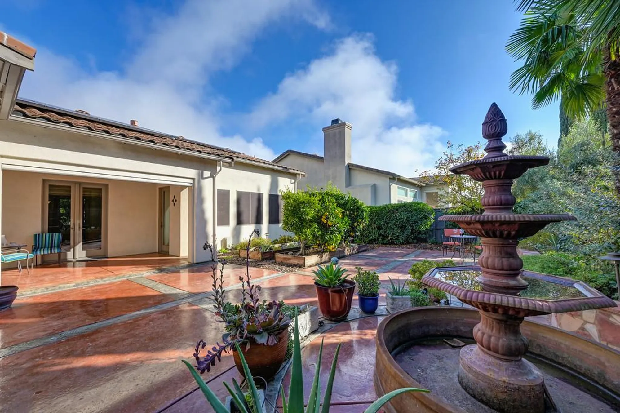 Property Slideshow image 65 of 99 | 2558 heritage park ln, Sacramento, CA, 95835