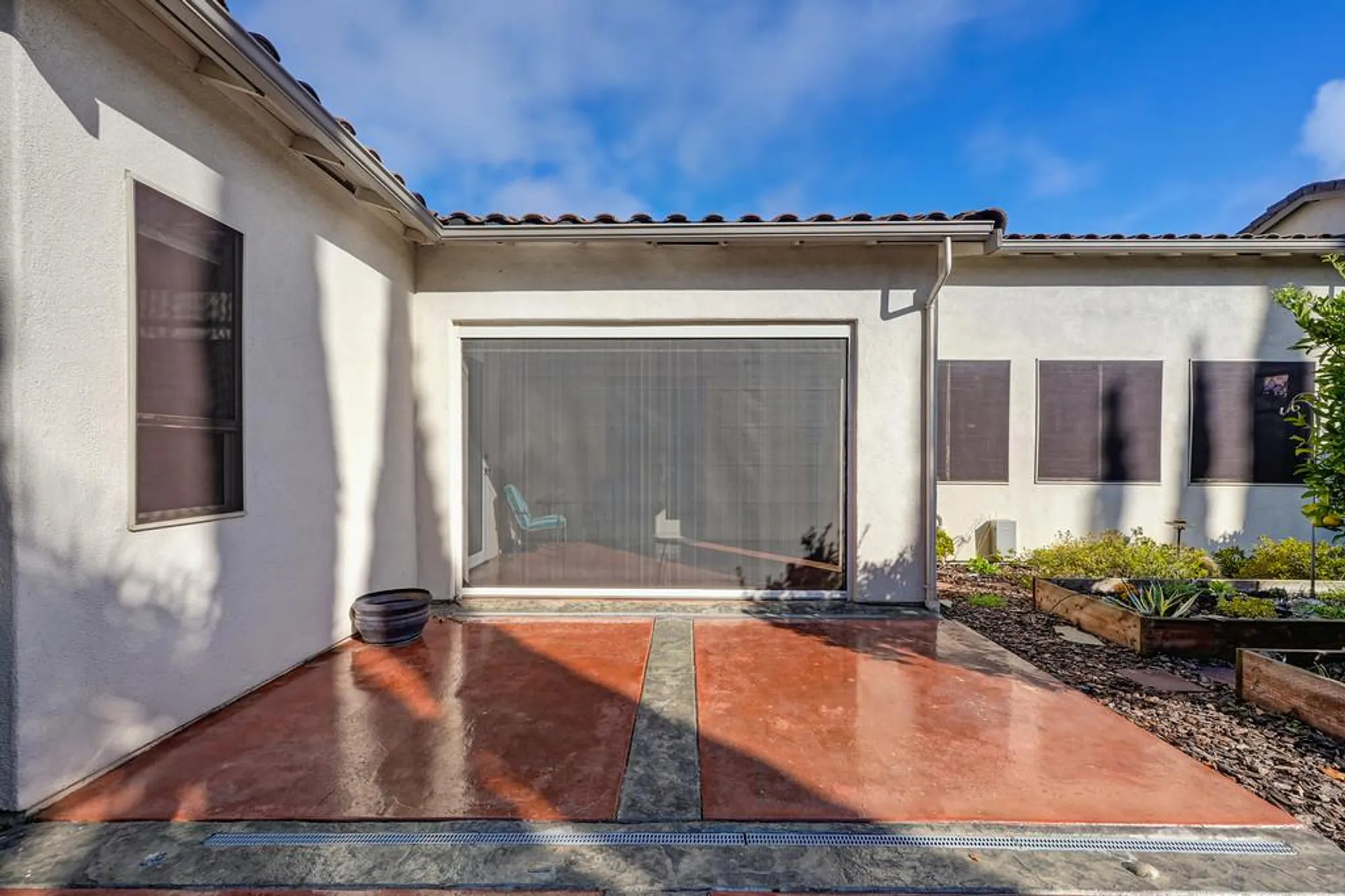 Property Slideshow image 50 of 99 | 2558 heritage park ln, Sacramento, CA, 95835