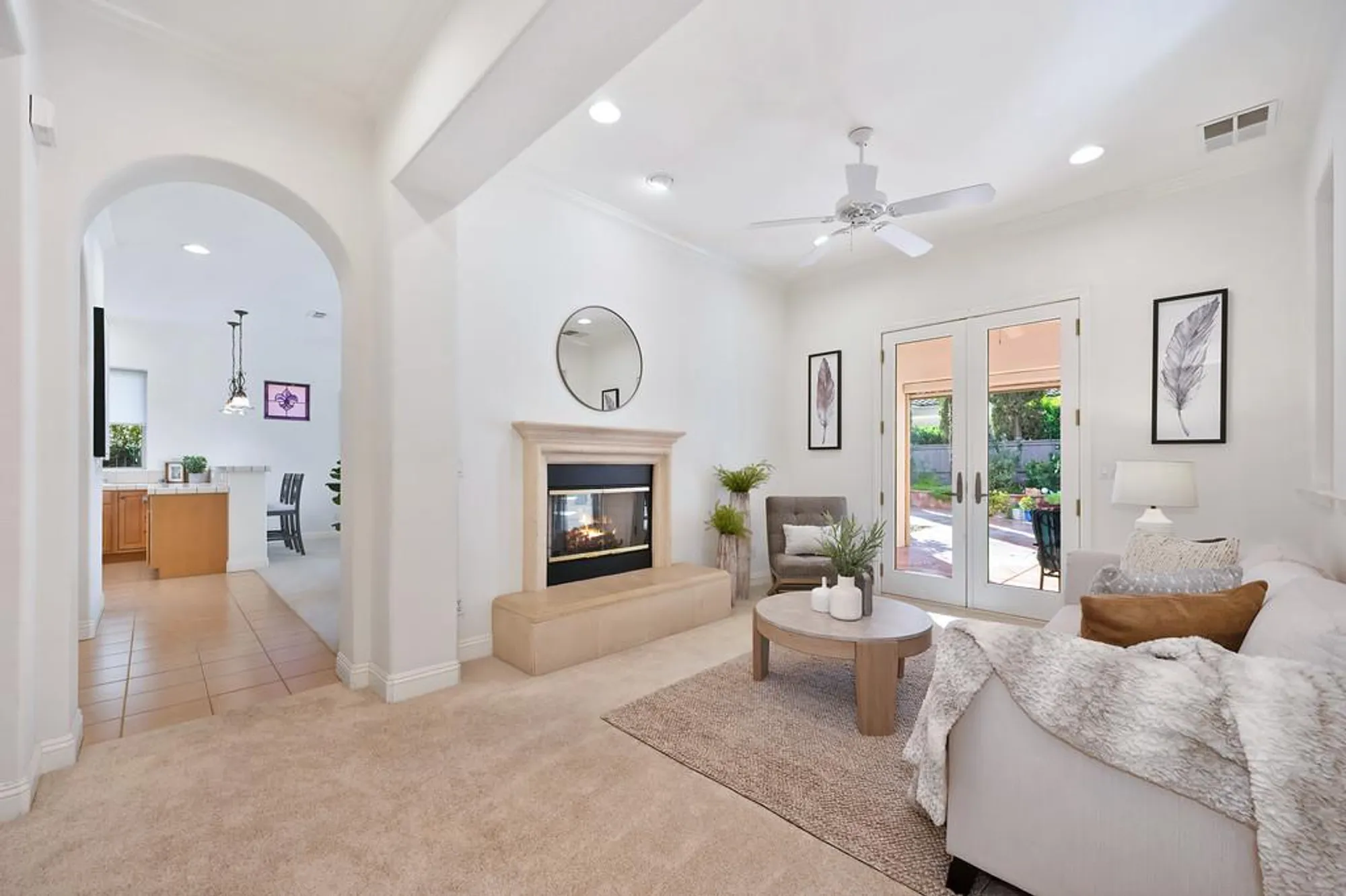 Property Slideshow image 28 of 99 | 2558 heritage park ln, Sacramento, CA, 95835