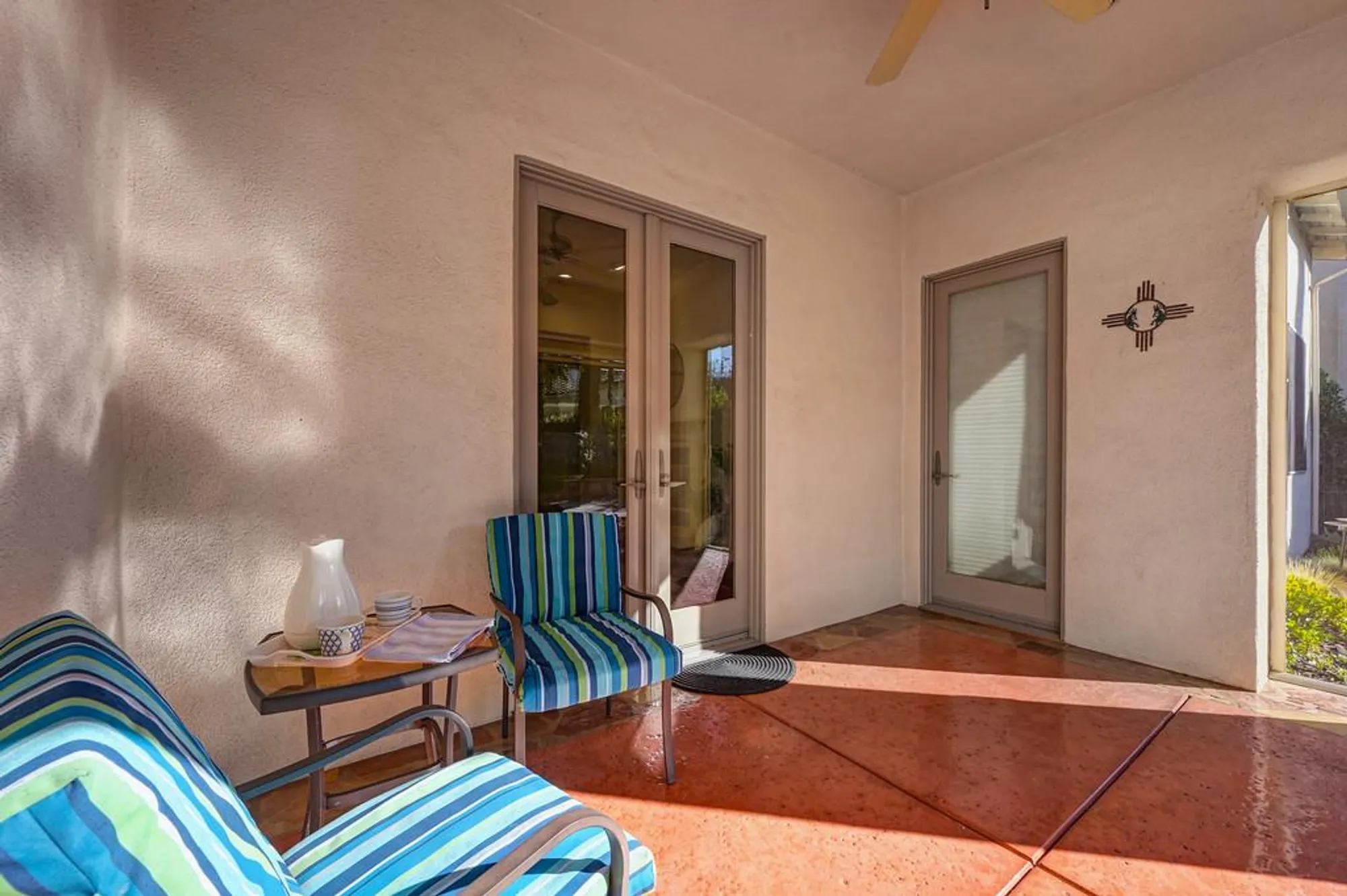 Property Slideshow image 49 of 99 | 2558 heritage park ln, Sacramento, CA, 95835