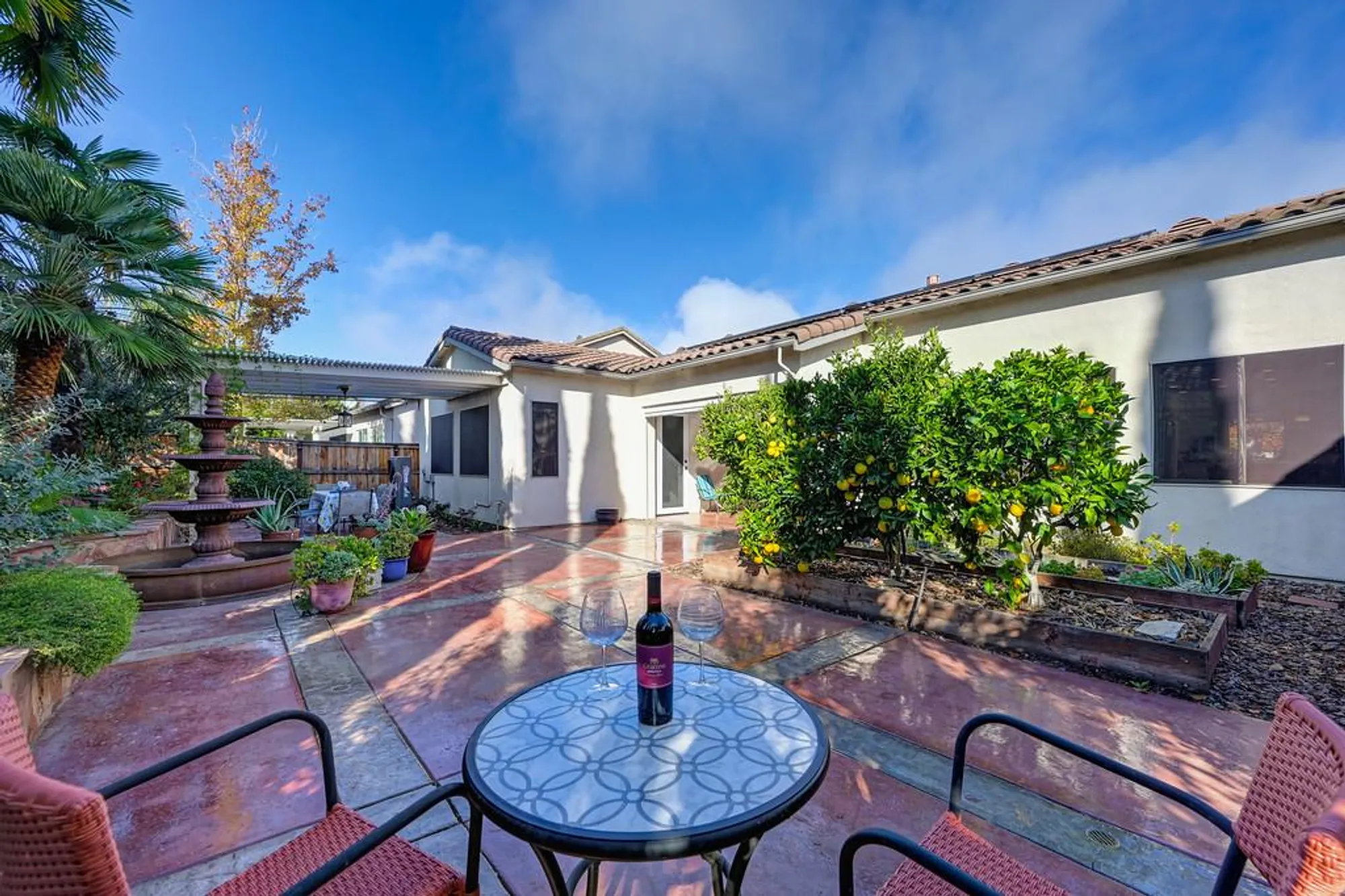 Property Slideshow image 64 of 99 | 2558 heritage park ln, Sacramento, CA, 95835